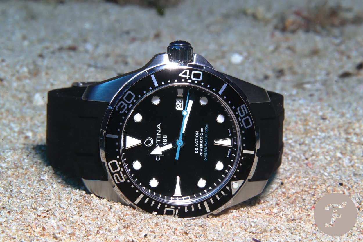 DS Action Diver front view