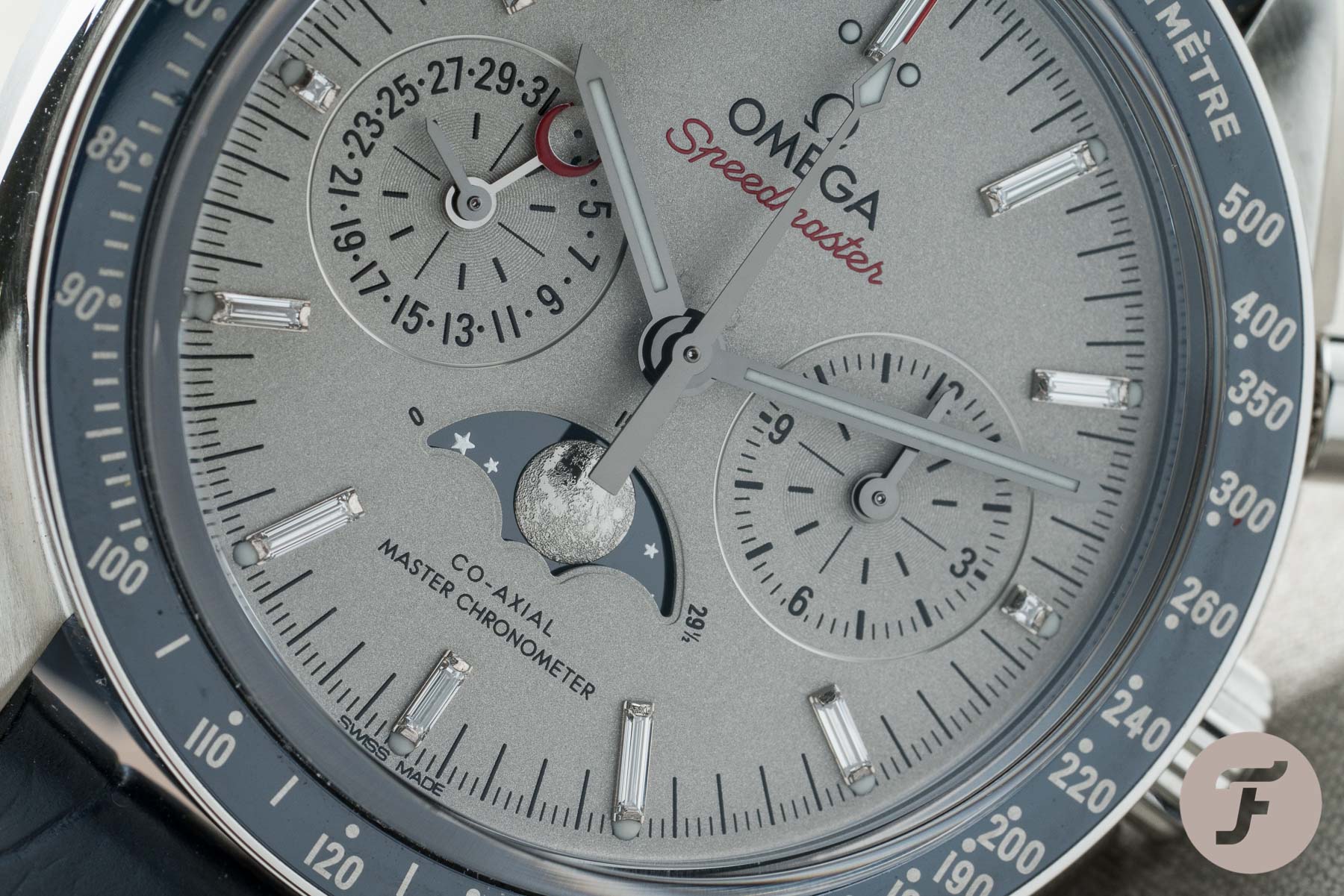 Platinum Speedmaster Moonphase