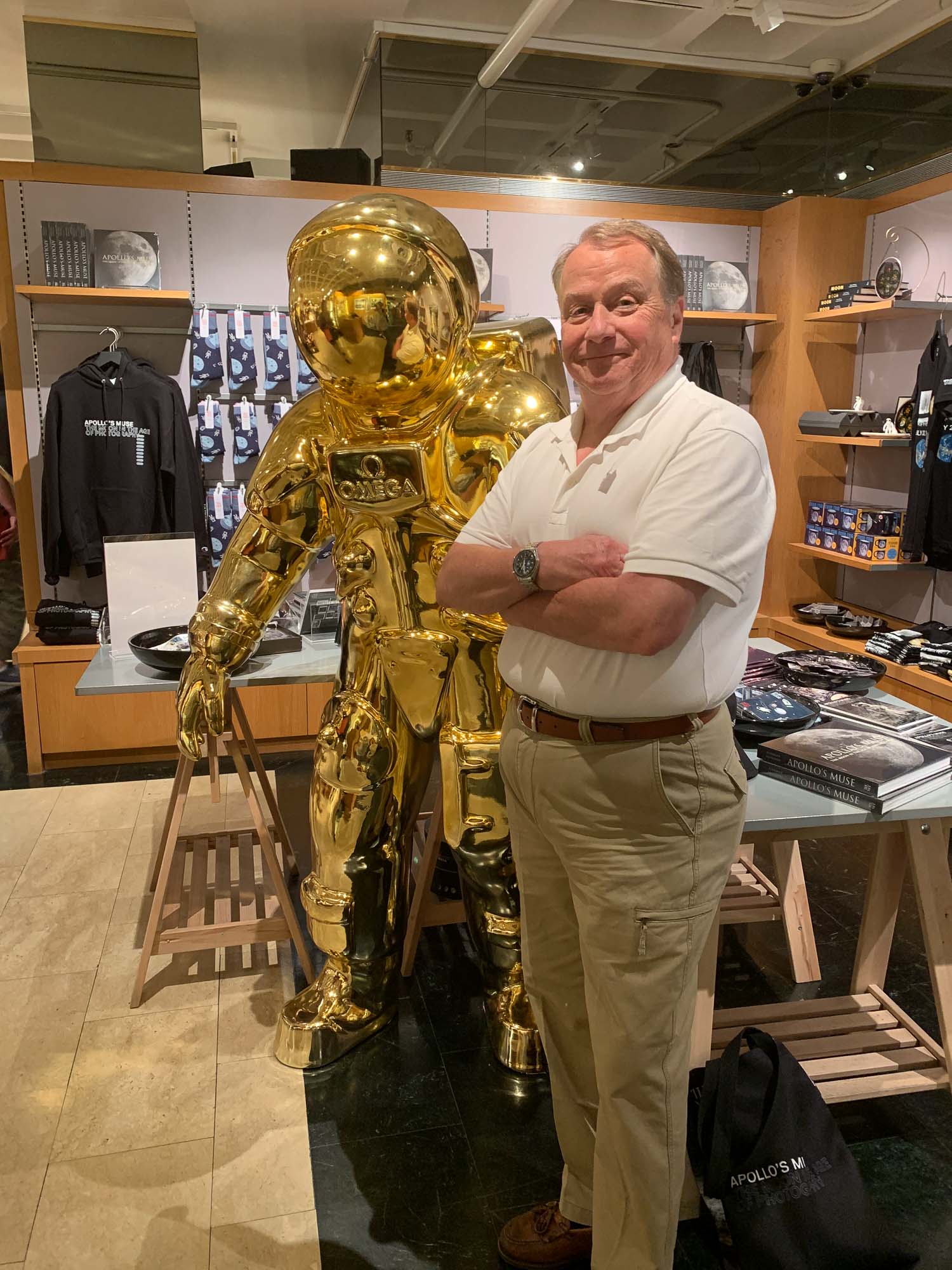 Larry McGlynn - To The Moon