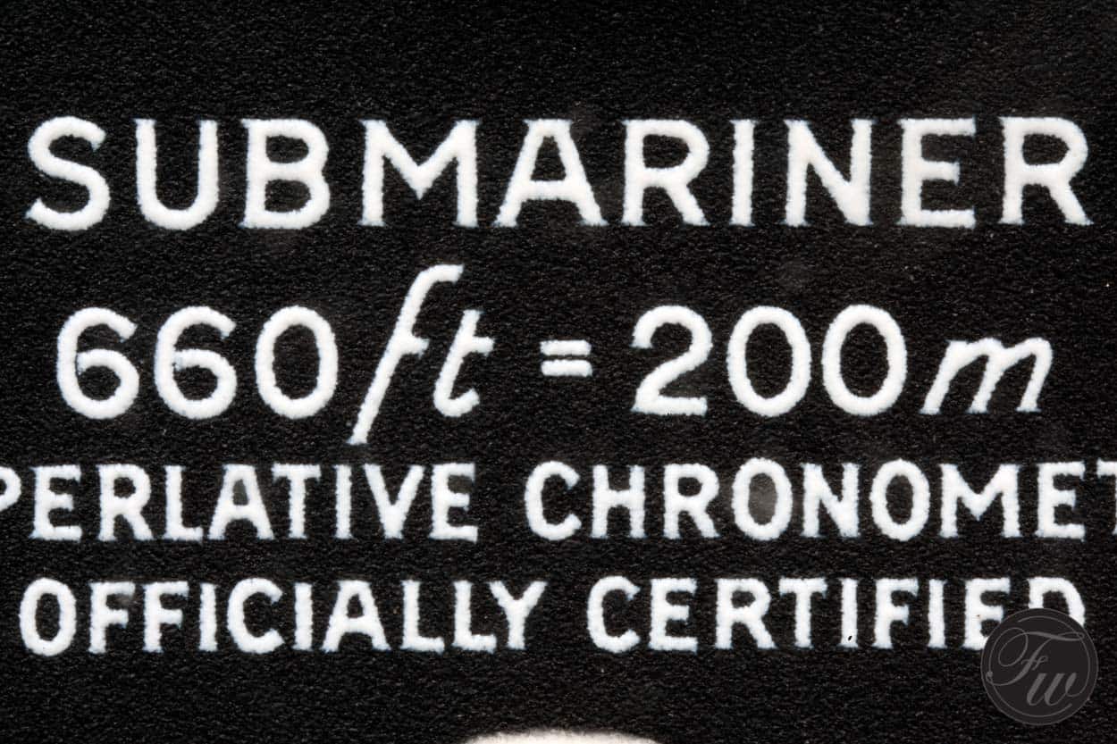 Specification lines on the dial