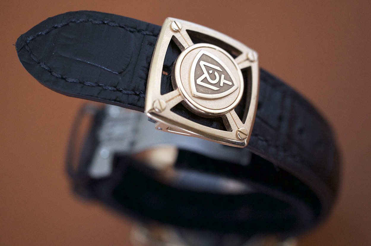 - MCT Double Deployant Buckle designed by Roland Iten -