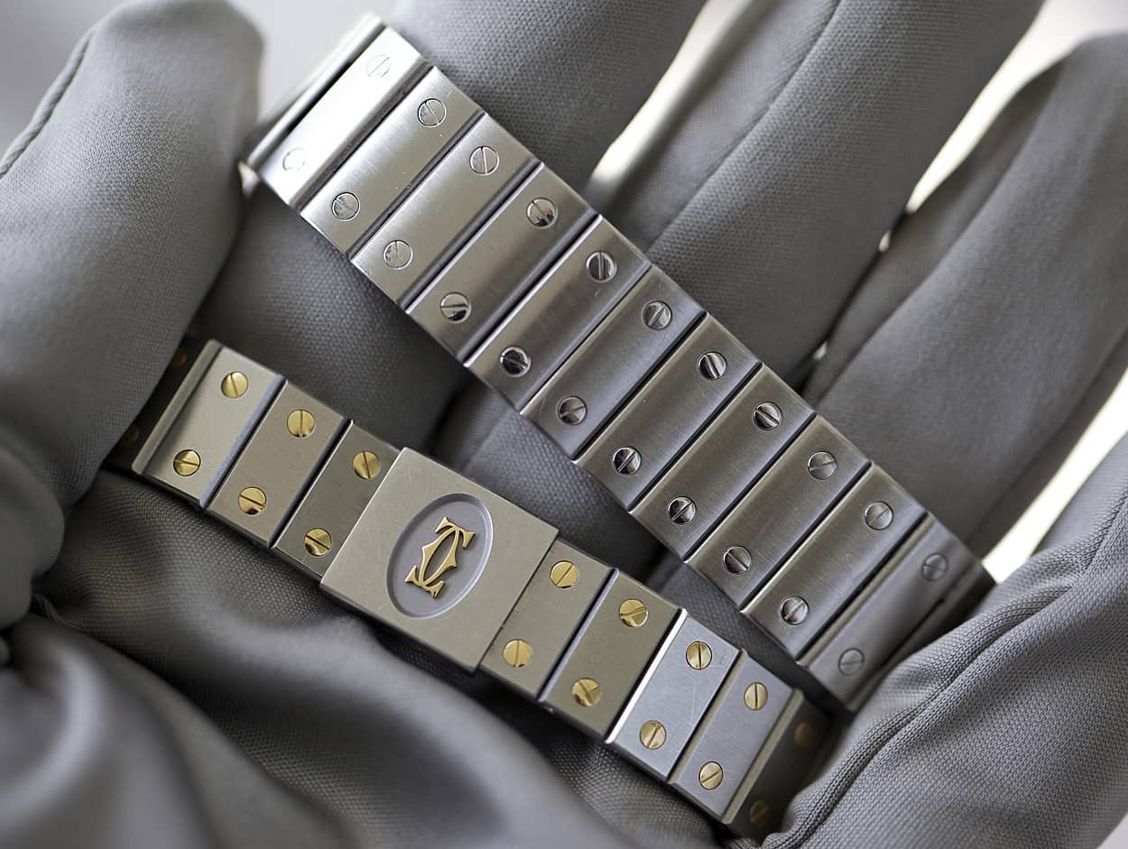 - Bracelets of both versions -