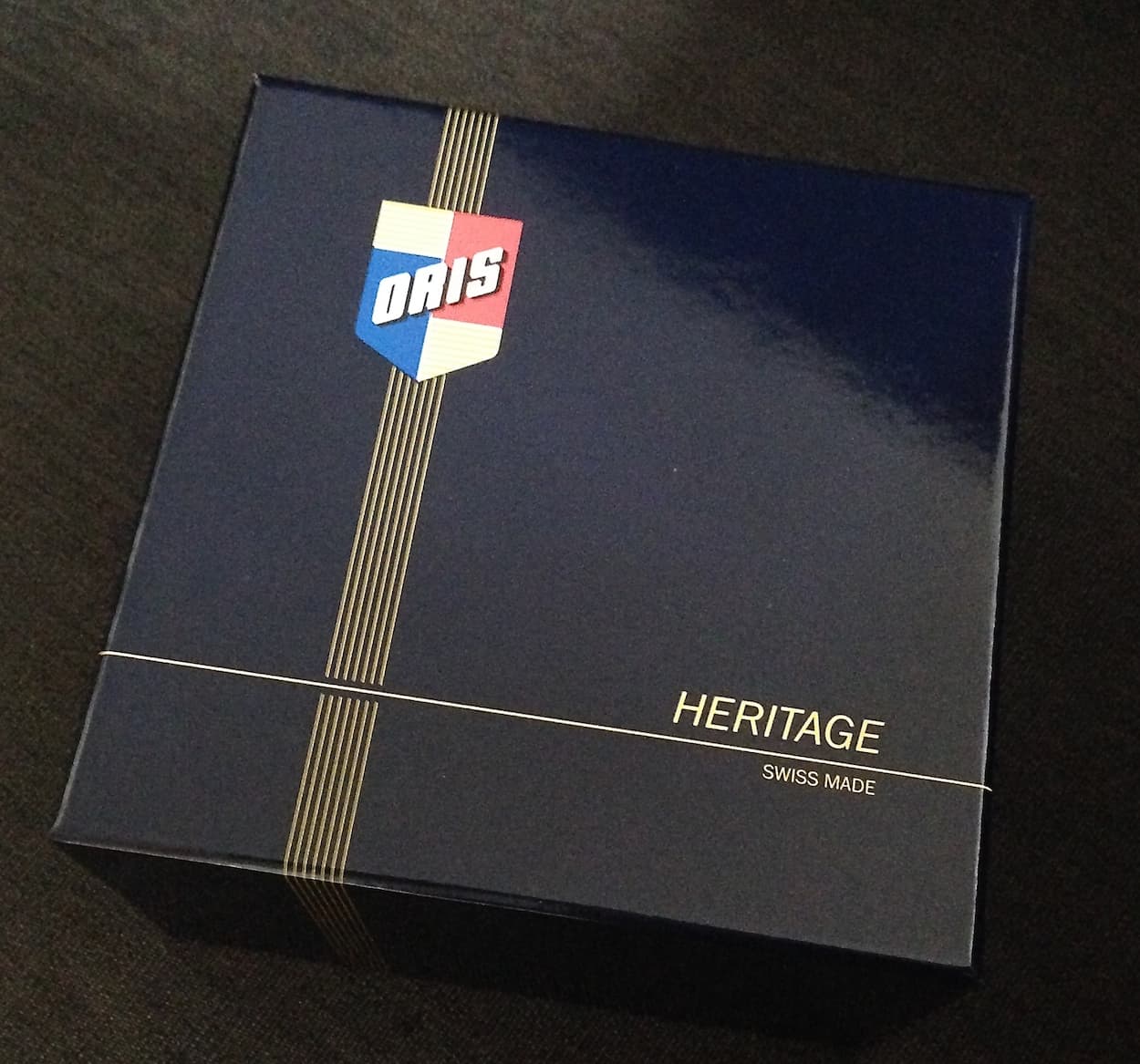 Oris Divers Sixty-Five box