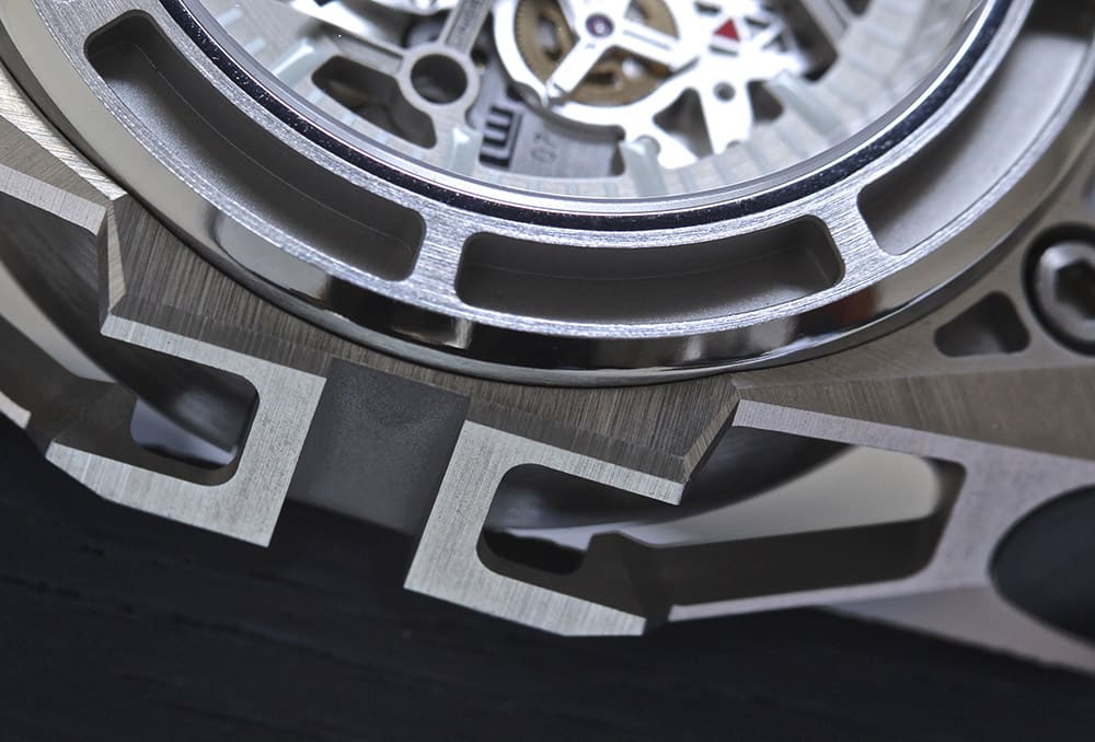 LW_SpidoLite_Titanium_PolishedBezel_SatinFacets