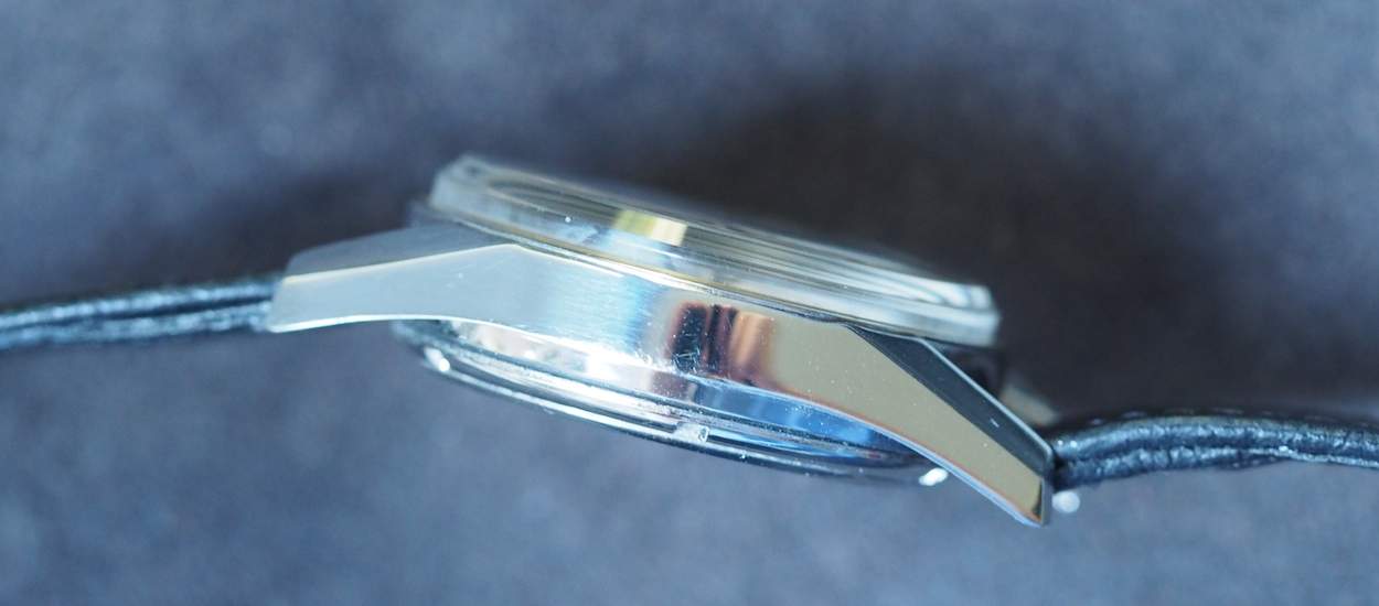 Heuer Carrera 2447S side shot