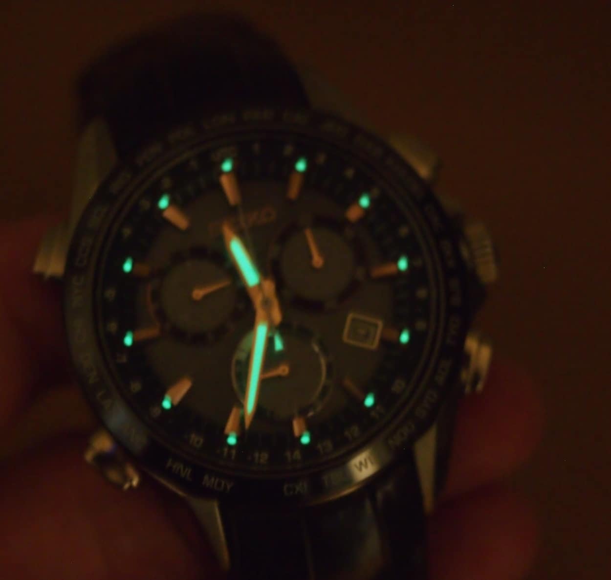 Seiko Astron lume