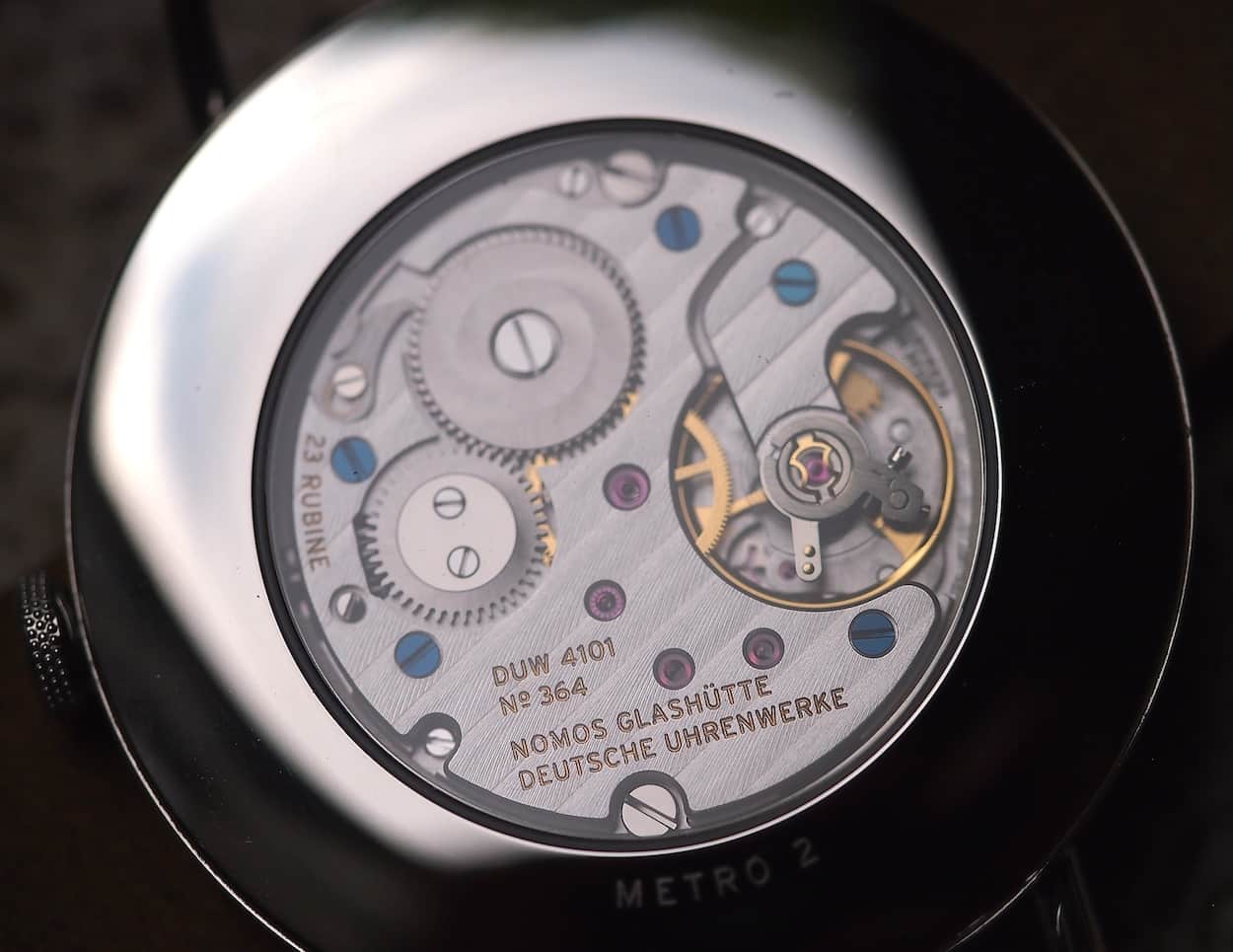 Nomos Metro movement