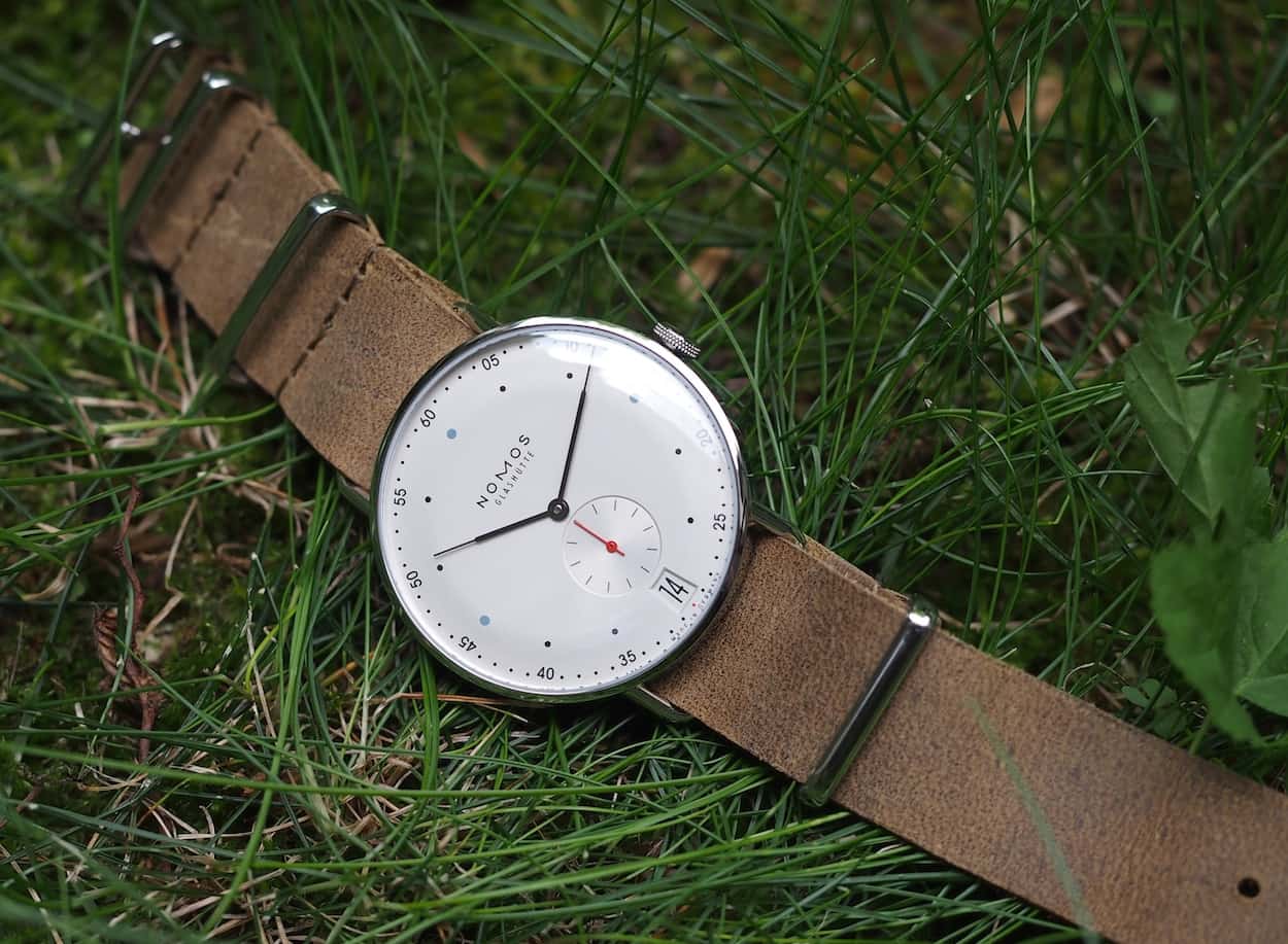 Nomos Metro in the grass