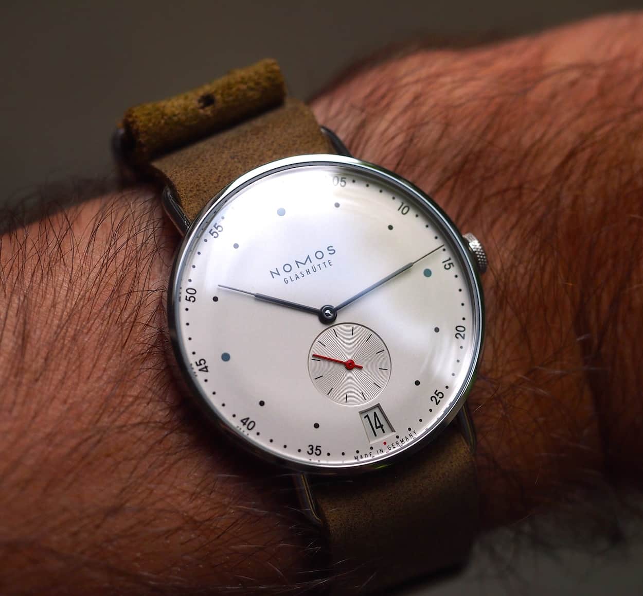 Nomos Metro 38 on the wrist