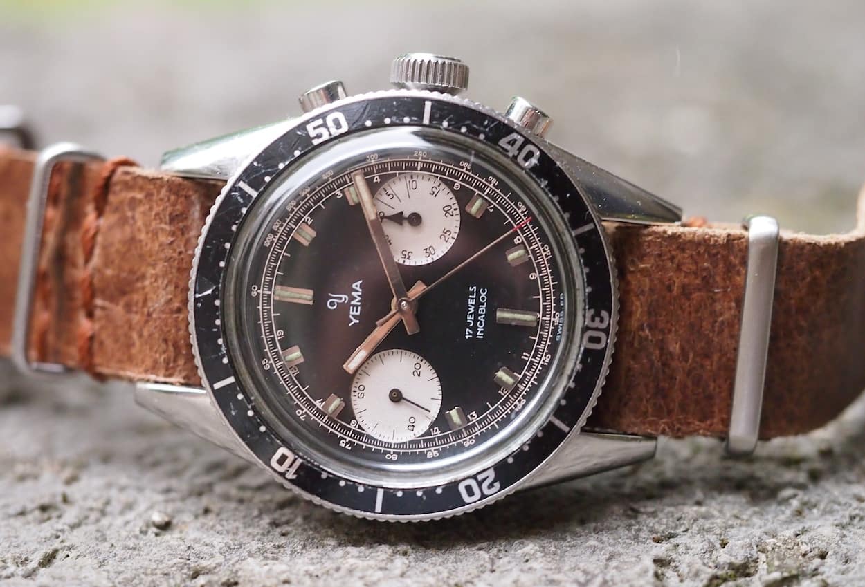 Yema Daytona red hand