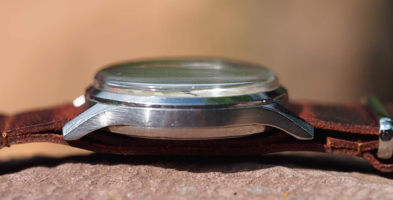 Gallet Multichron side view