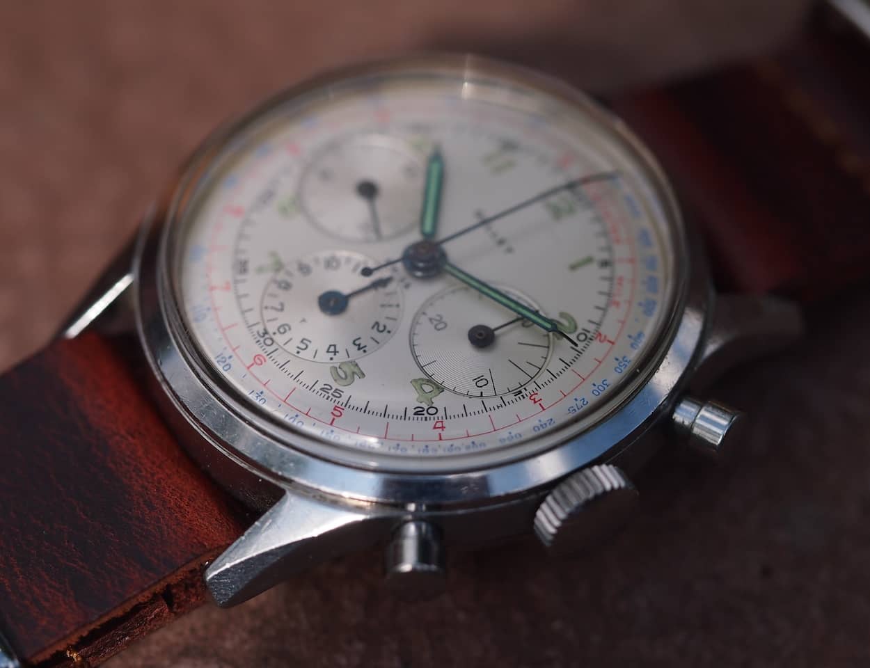 Gallet Multichron side dial