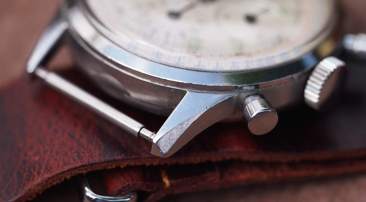 Gallet Multichron chamfers