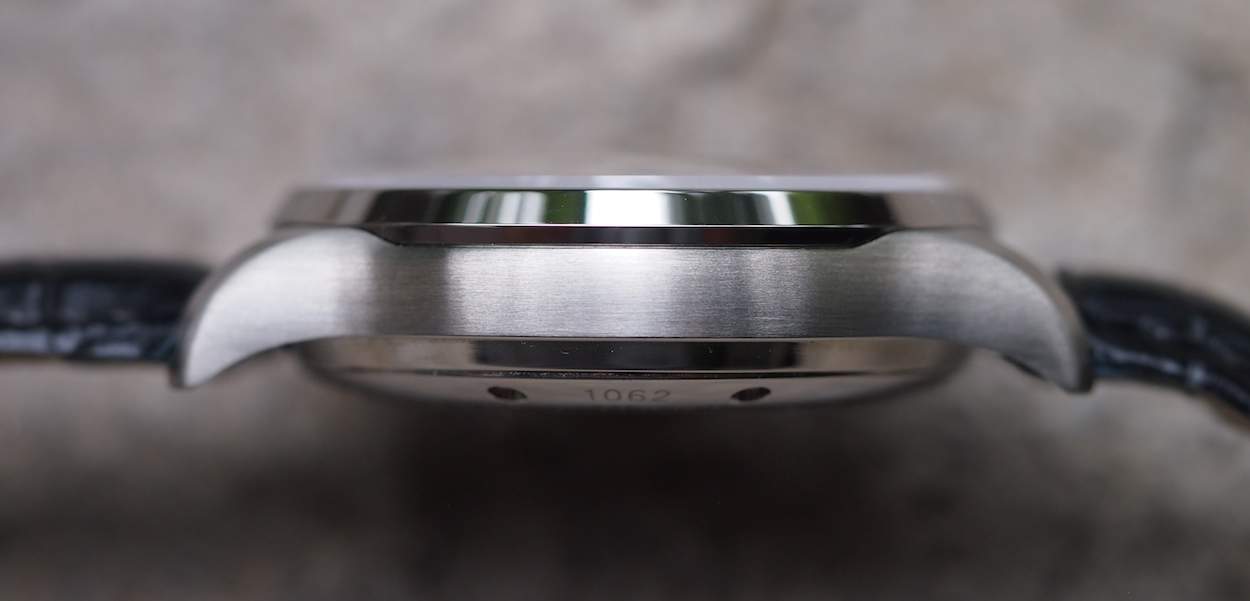 Fortis Tycoon side view