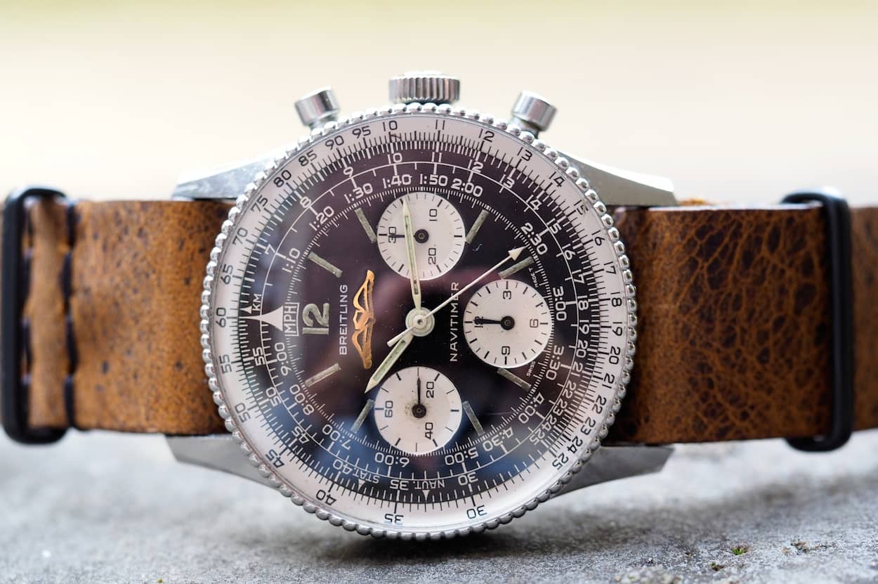 Breitling Navitimer 806 on its side