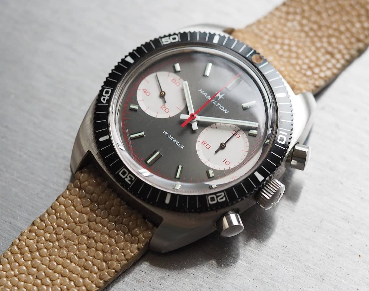 Hamilton Chrono-Diver lovely white hands
