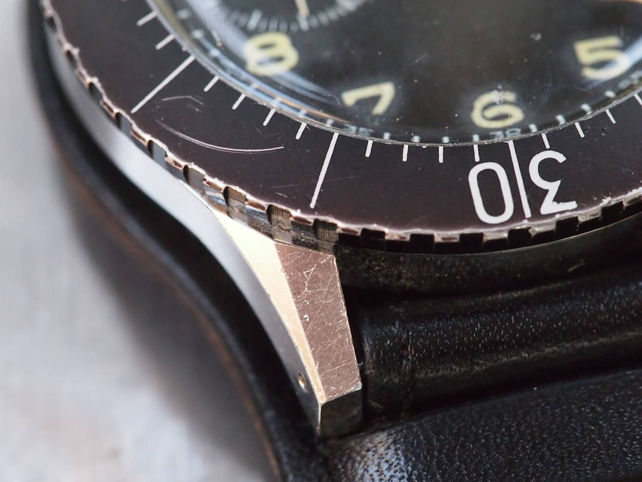 The chamfered lugs on the Leonidas are similar to many other chronographs from the era