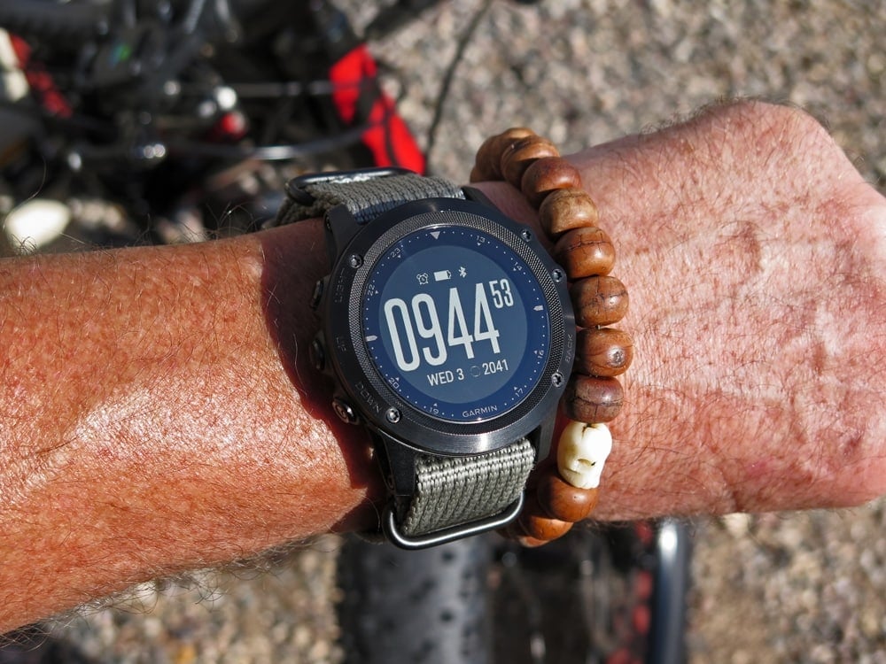 Do GPS controlled watches automatically change time zones?