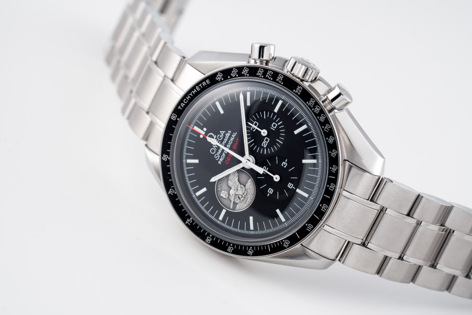 An Overview Of All Omega Speedmaster Apollo XI Models