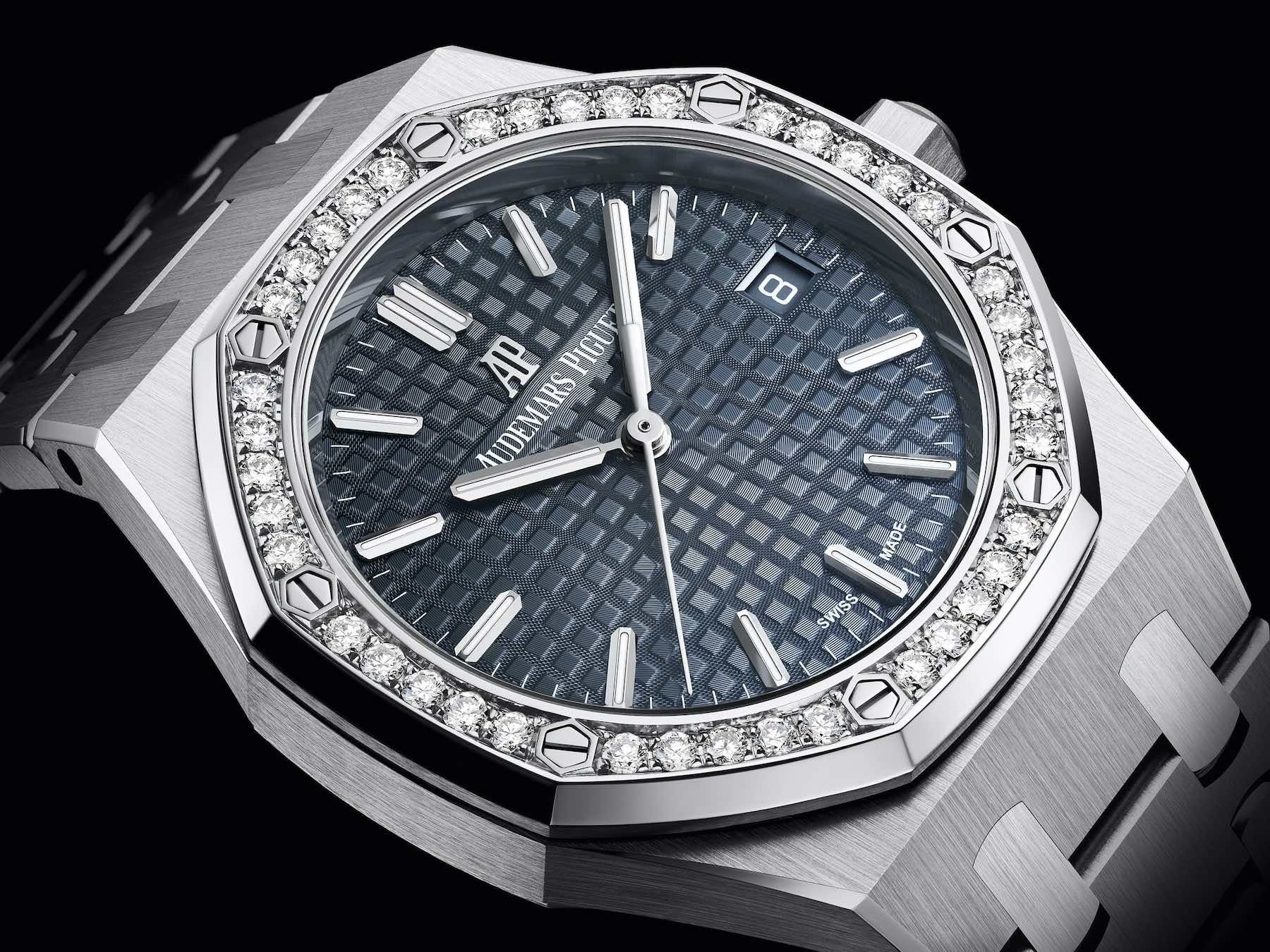 Audemars Piguet 34mm Offers A Classic In New Dimensions