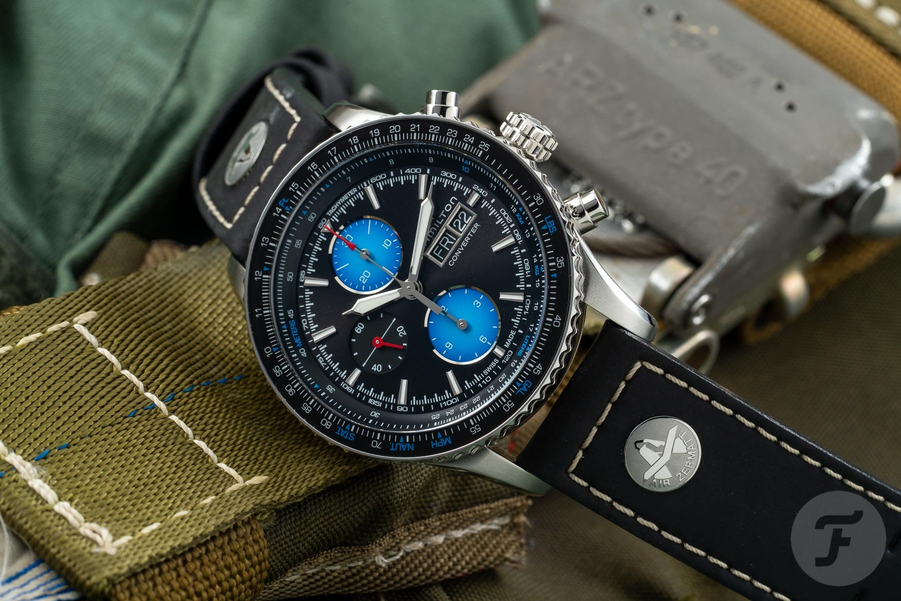 Hamilton: Khaki Aviation Converter Auto Chrono Air Zermatt Edition in  limitierter Auflage