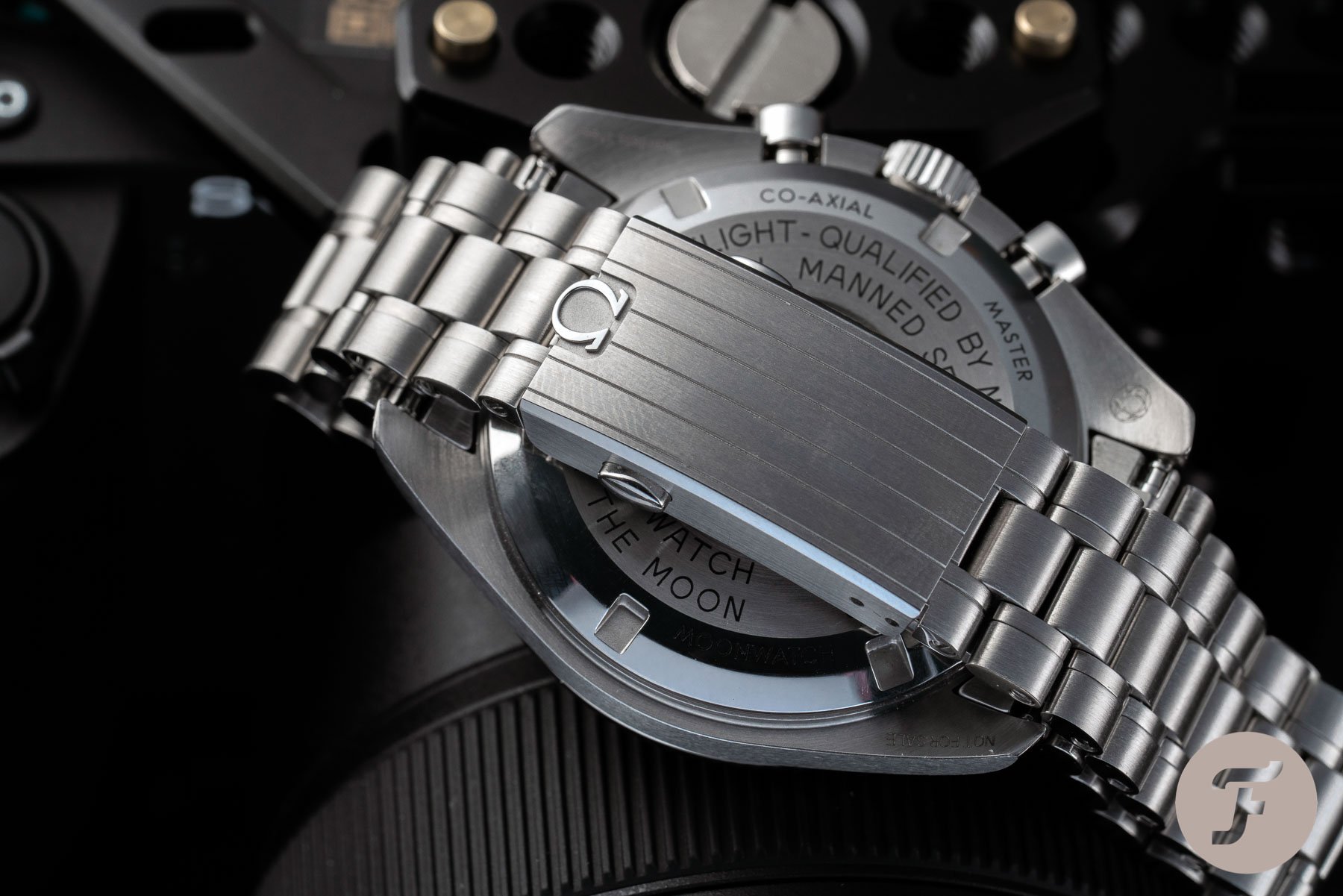 OMEGA Speedmaster Moonwatch – The All-Important Question: Hesalite Or  Sapphire Crystal?