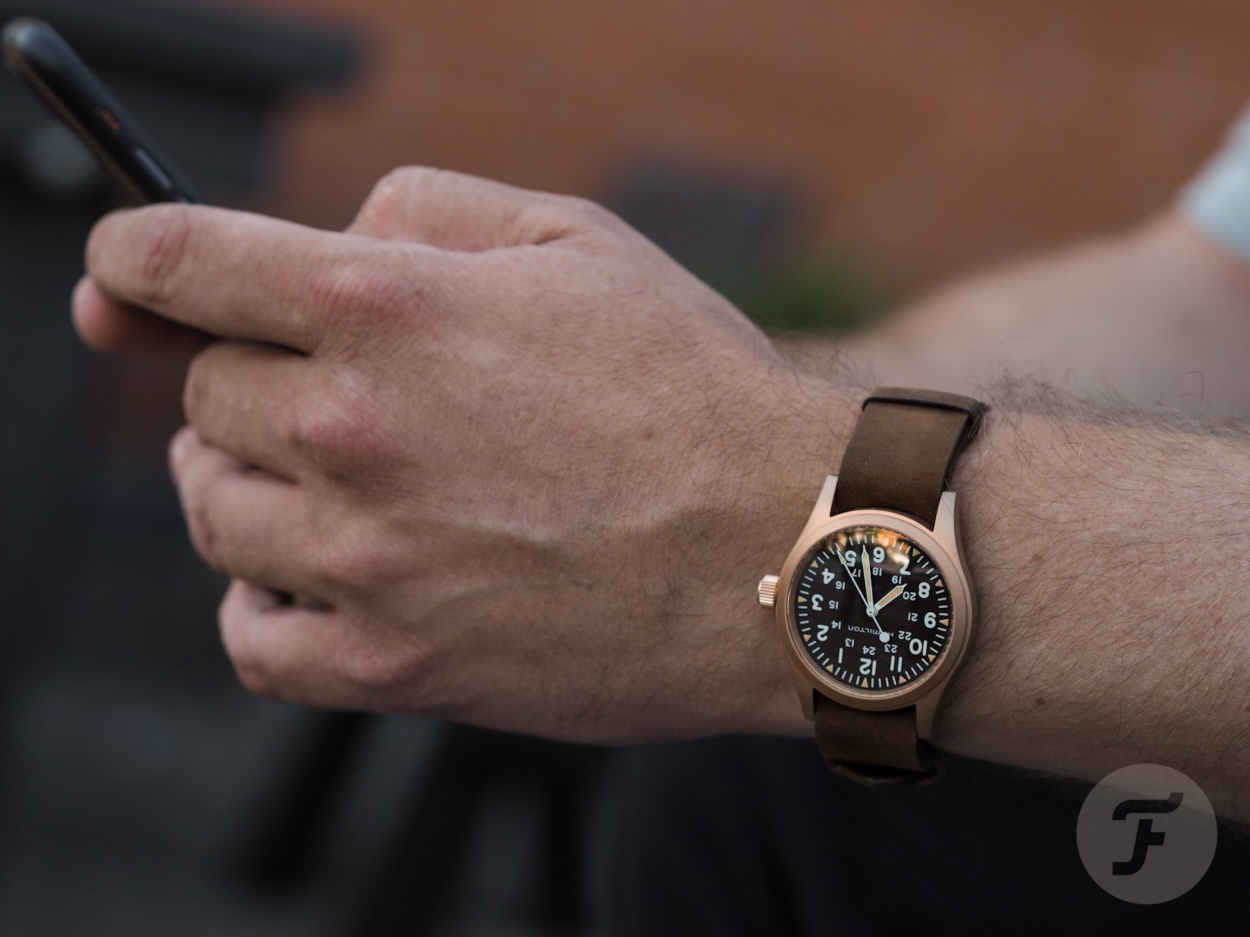 ▻▻ Hamilton Field Mechanical Bronze