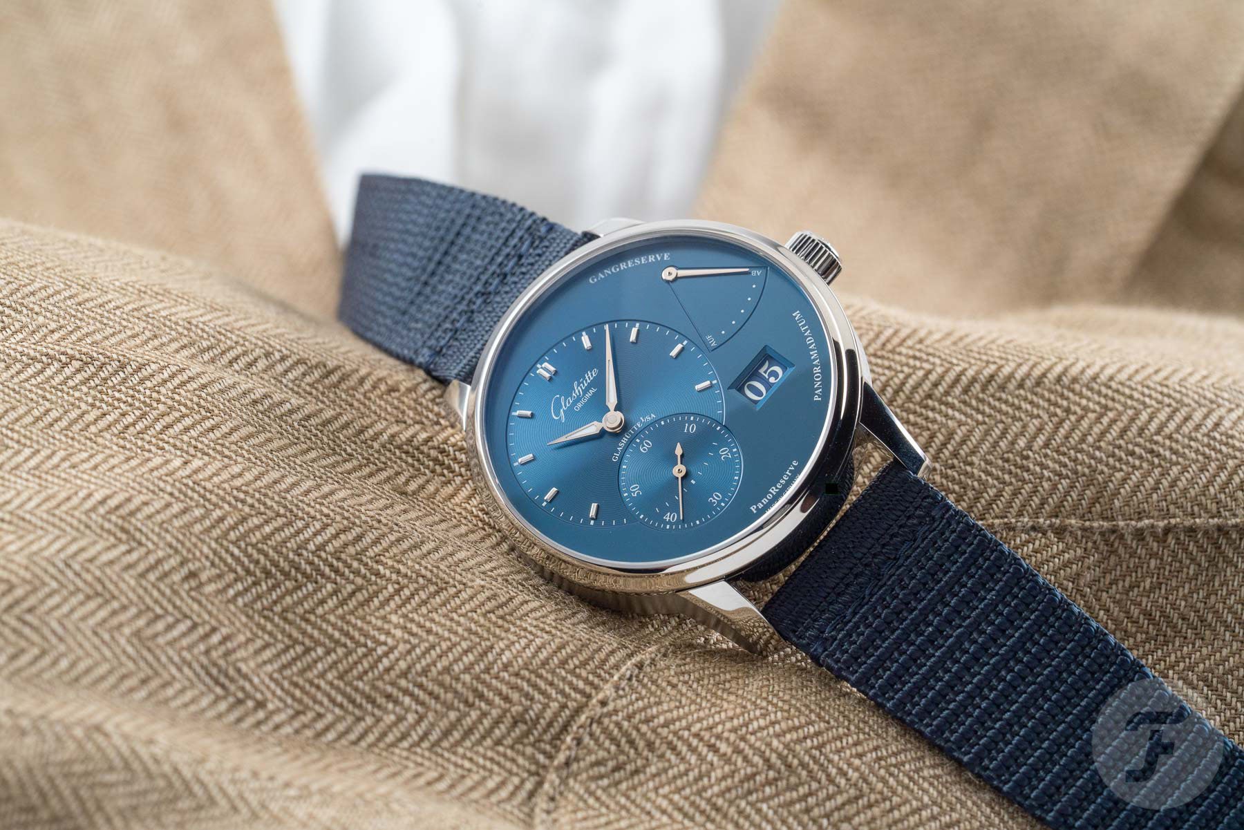 Glashütte Original PanoReserve Watch