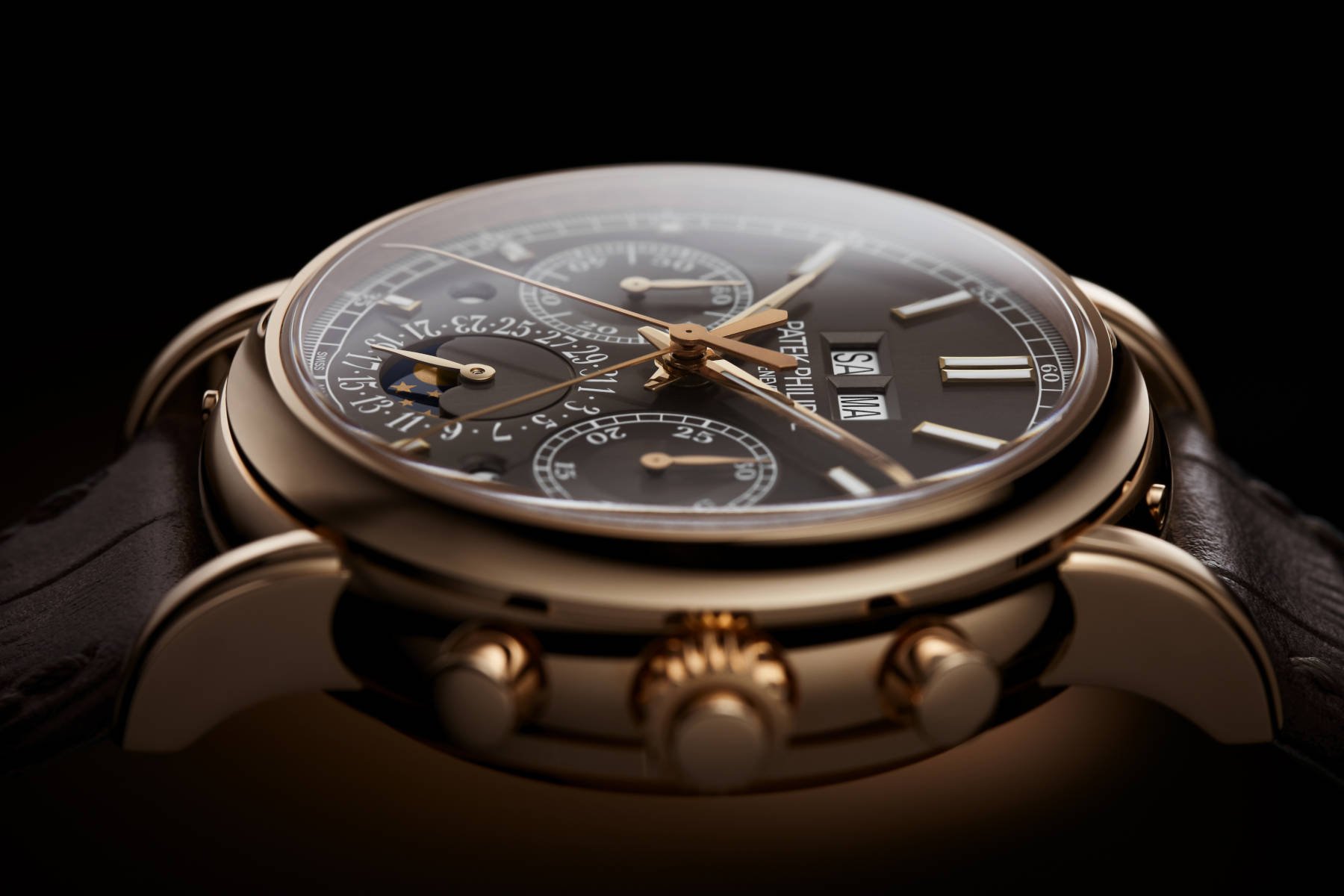 F】 Haute Horology From A Distance: Why A Patek Isn't For Everyone