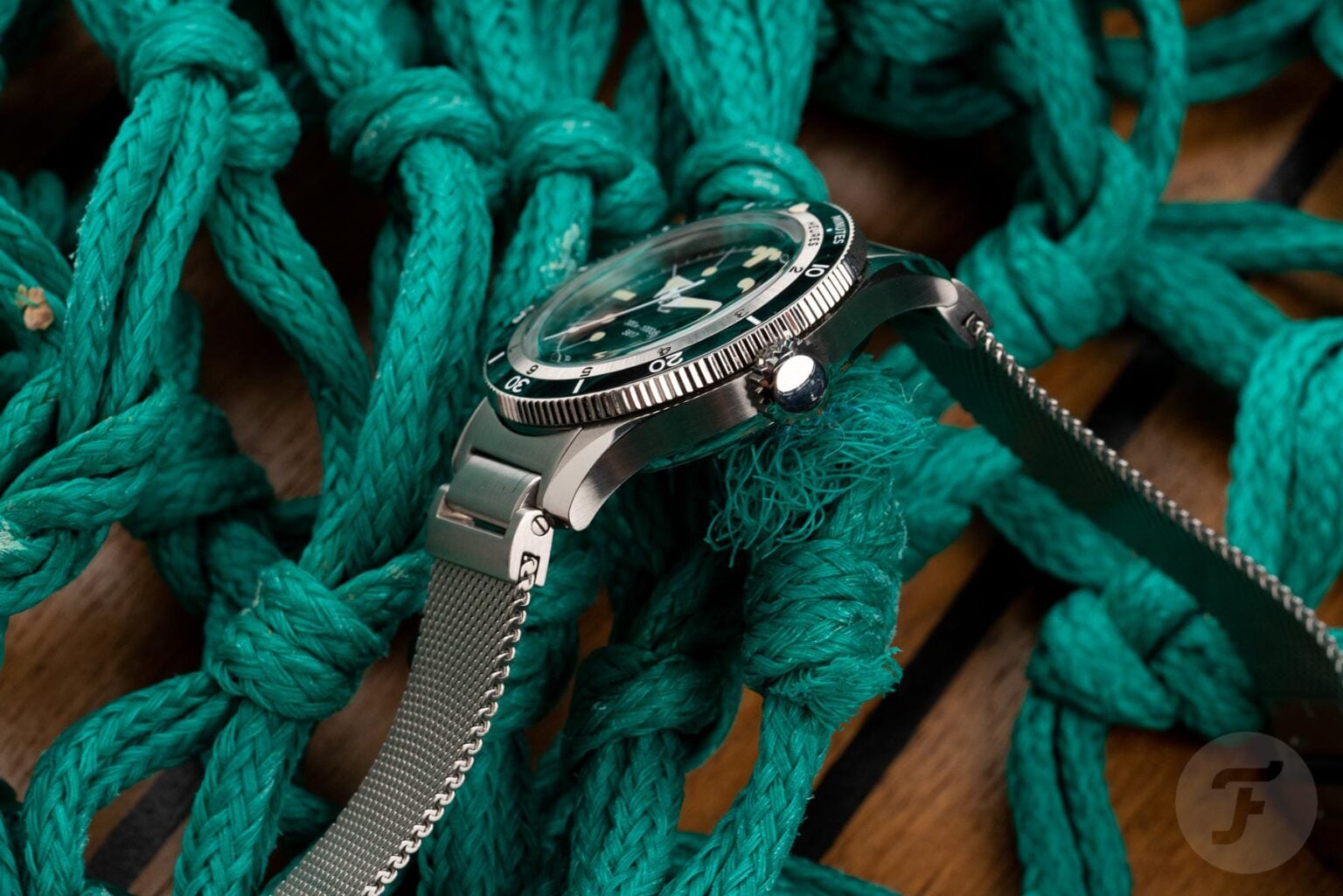 Serica Explores The Depths With The 5303 Dive Watch (2021)