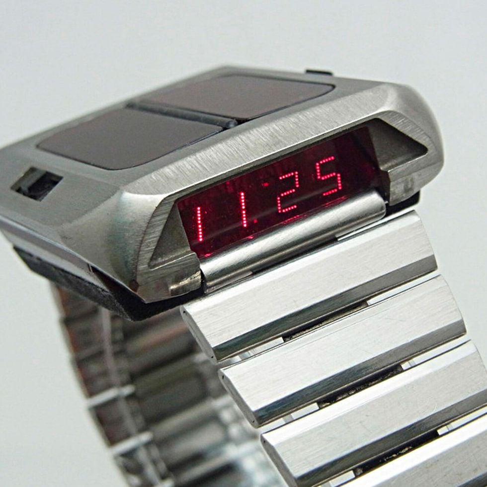 【F】 Why We Need Luxury Solar-Powered Quartz Watches