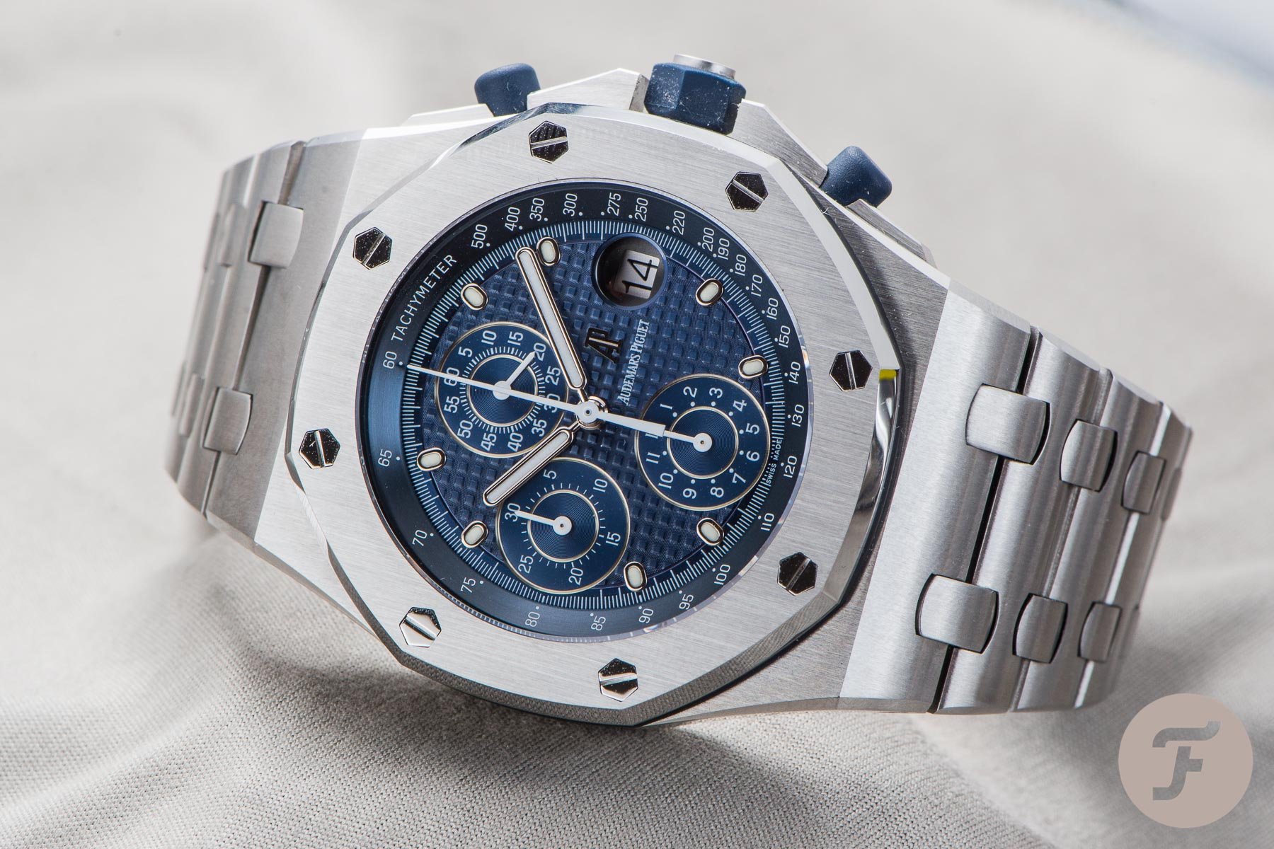 The Royal Oak Offshore celebrates its 30th Anniversary