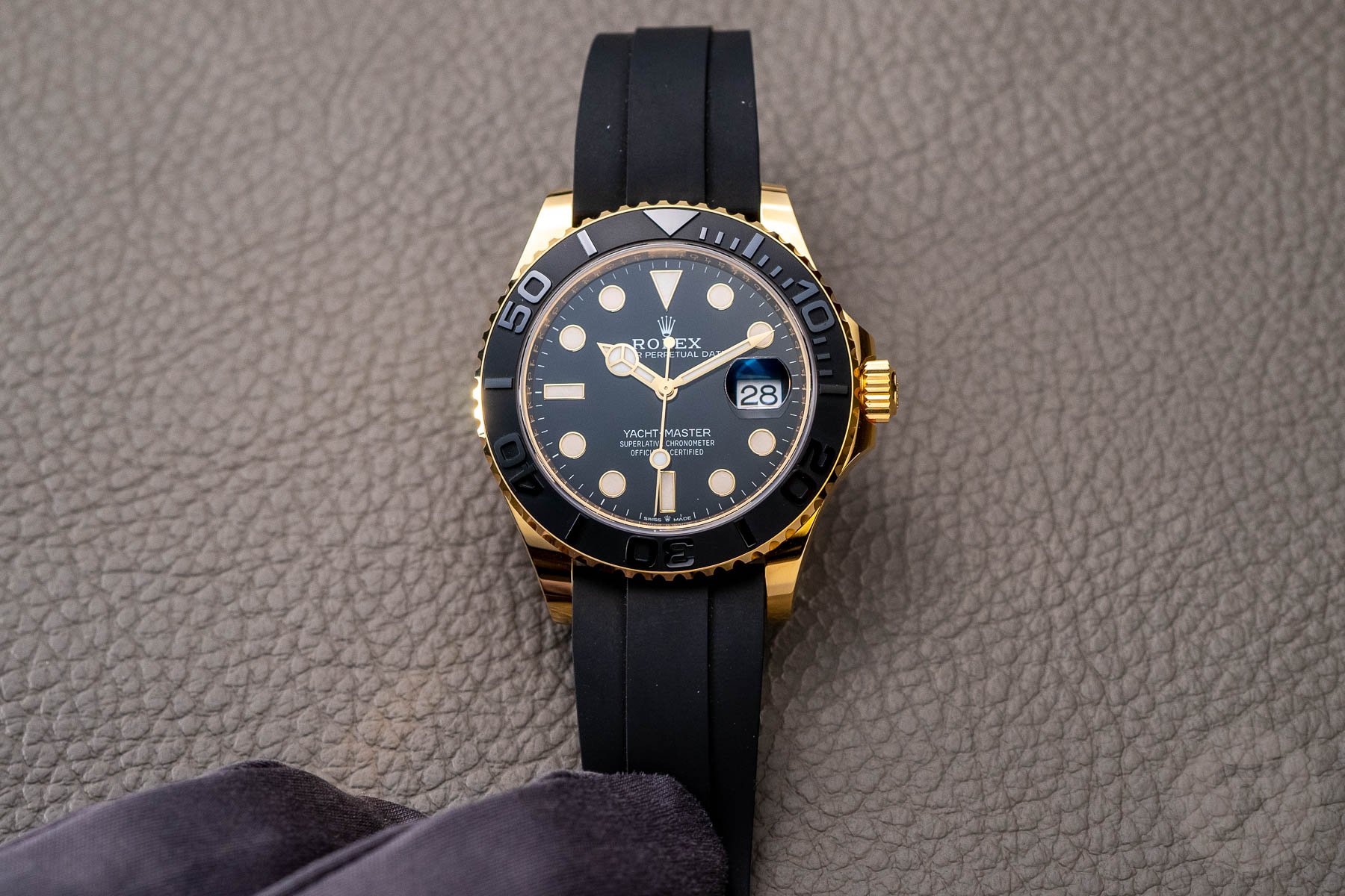 Welcome to : Rare Yellow Gold Yacht-Master with