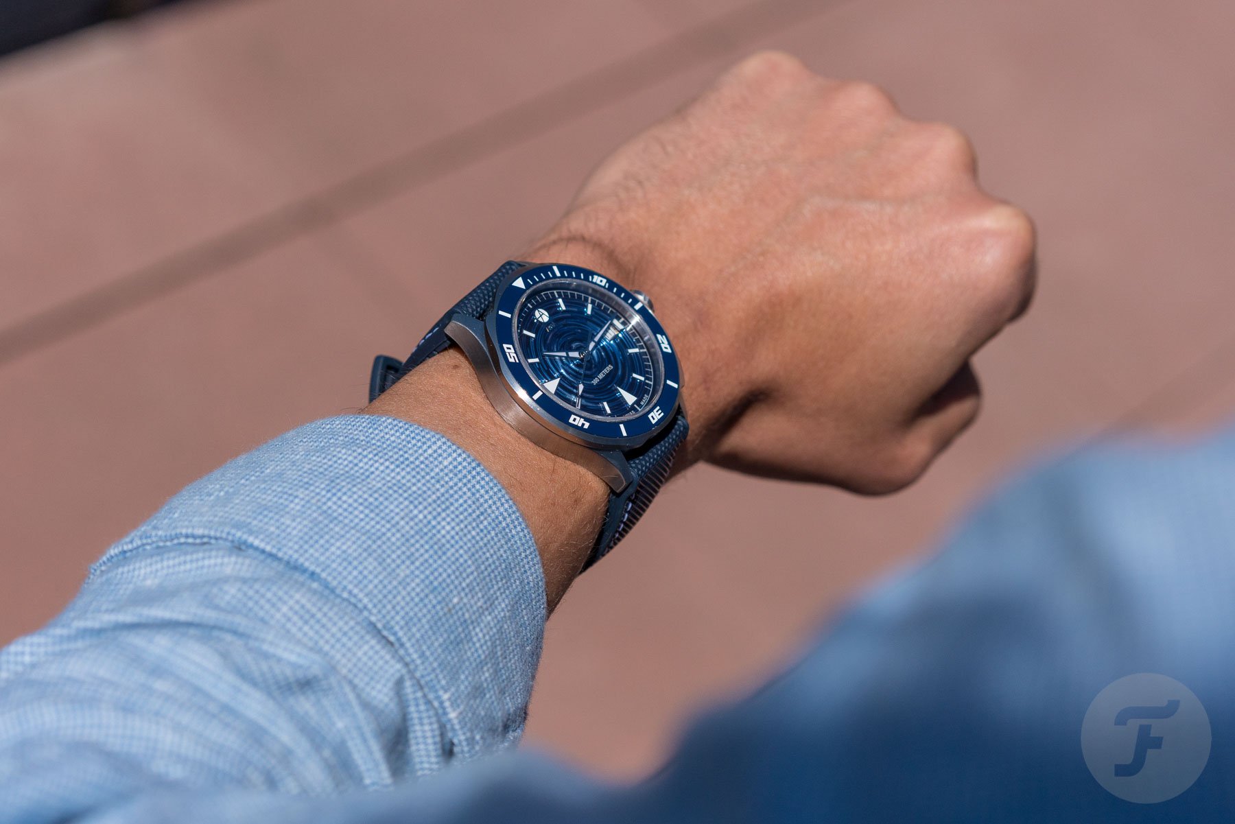 ArtyA The Wave Dive Watch