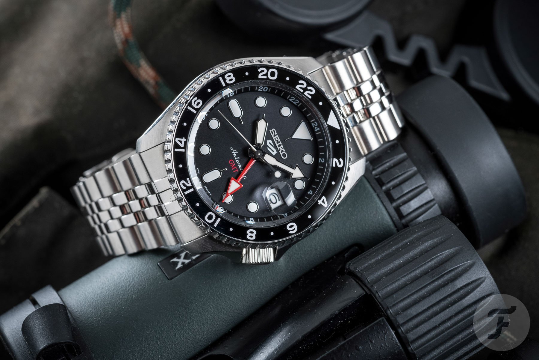 Seiko 5 Sports broadens its horizons with a new GMT series.