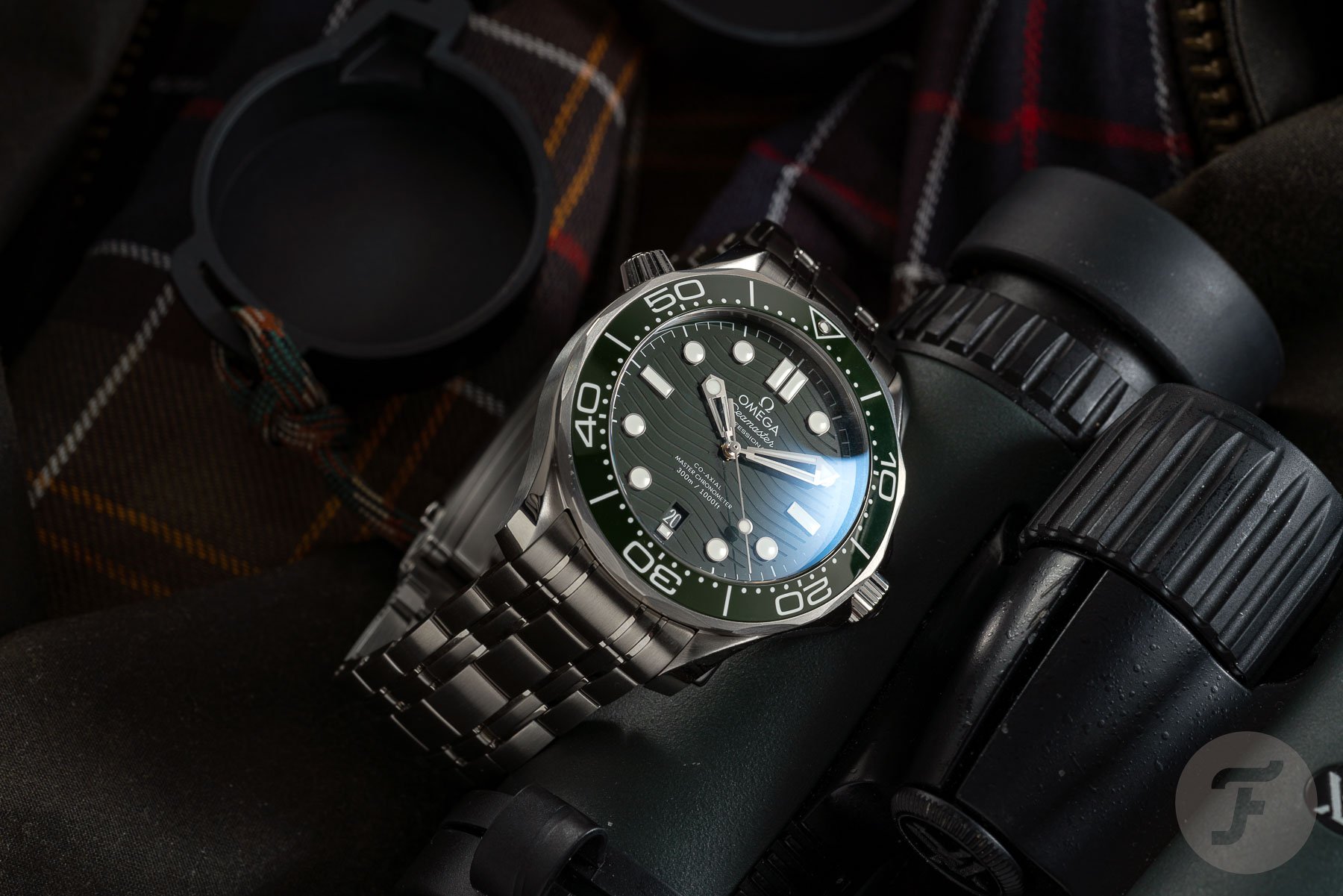 Green Omega Seamaster Diver 300m Professional Video Review