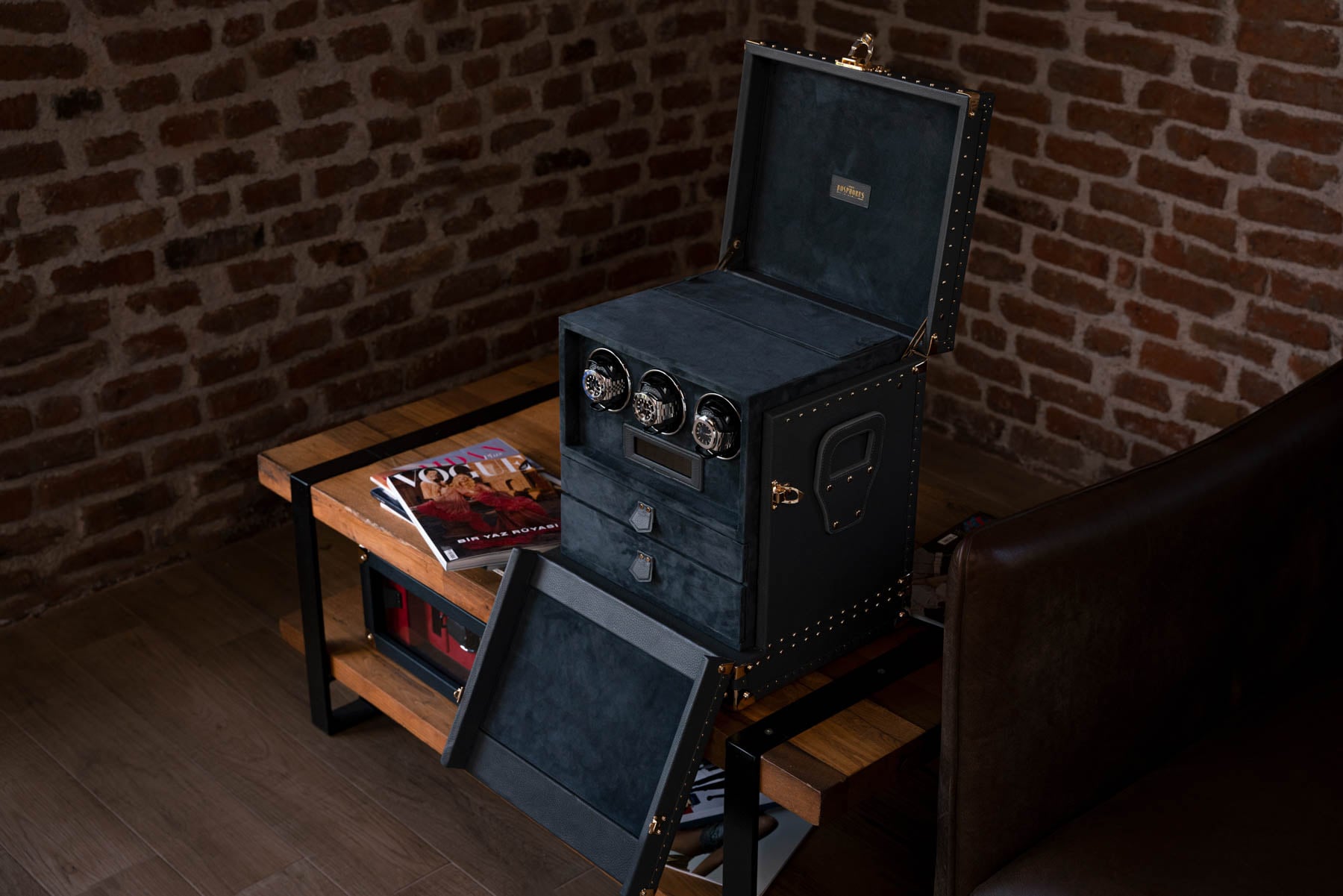 Bosphorus Leather watch trunk and winder