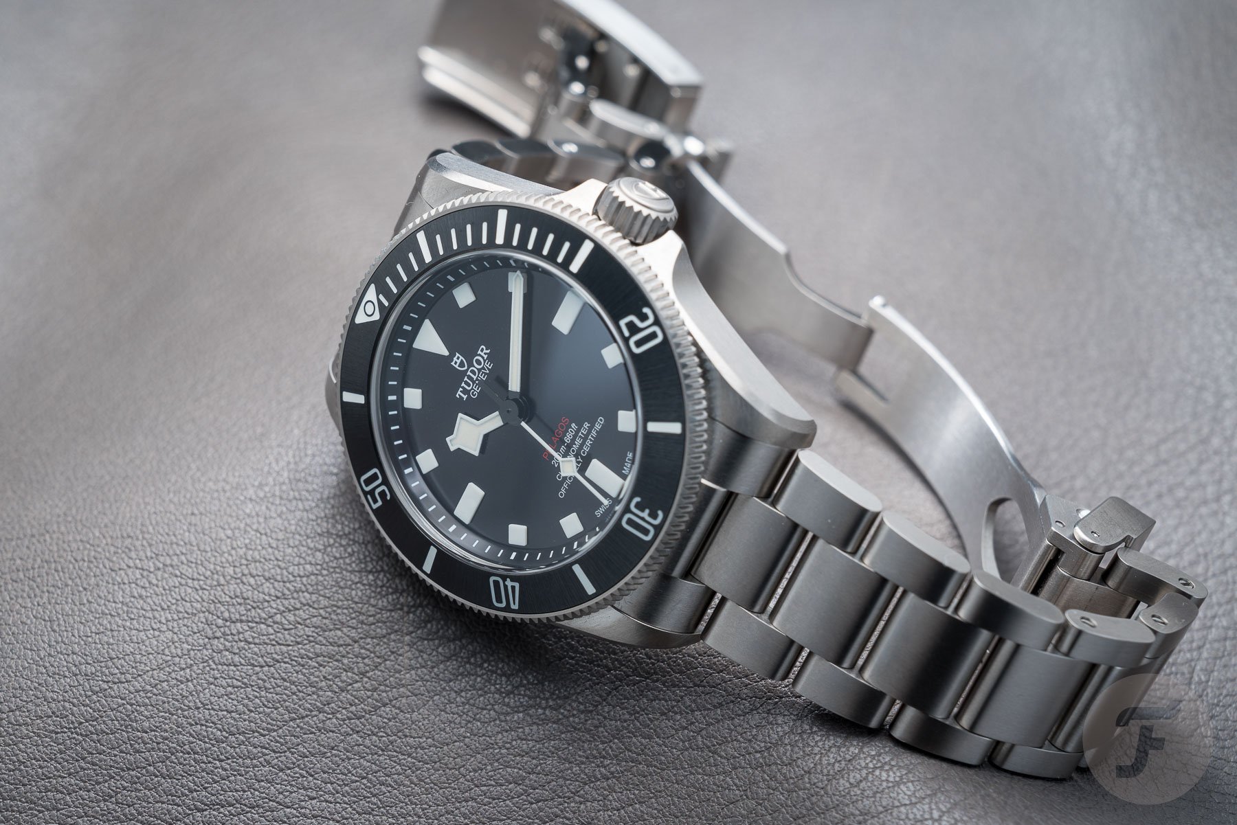 【F】 Hands-On With The New Tudor Pelagos 39