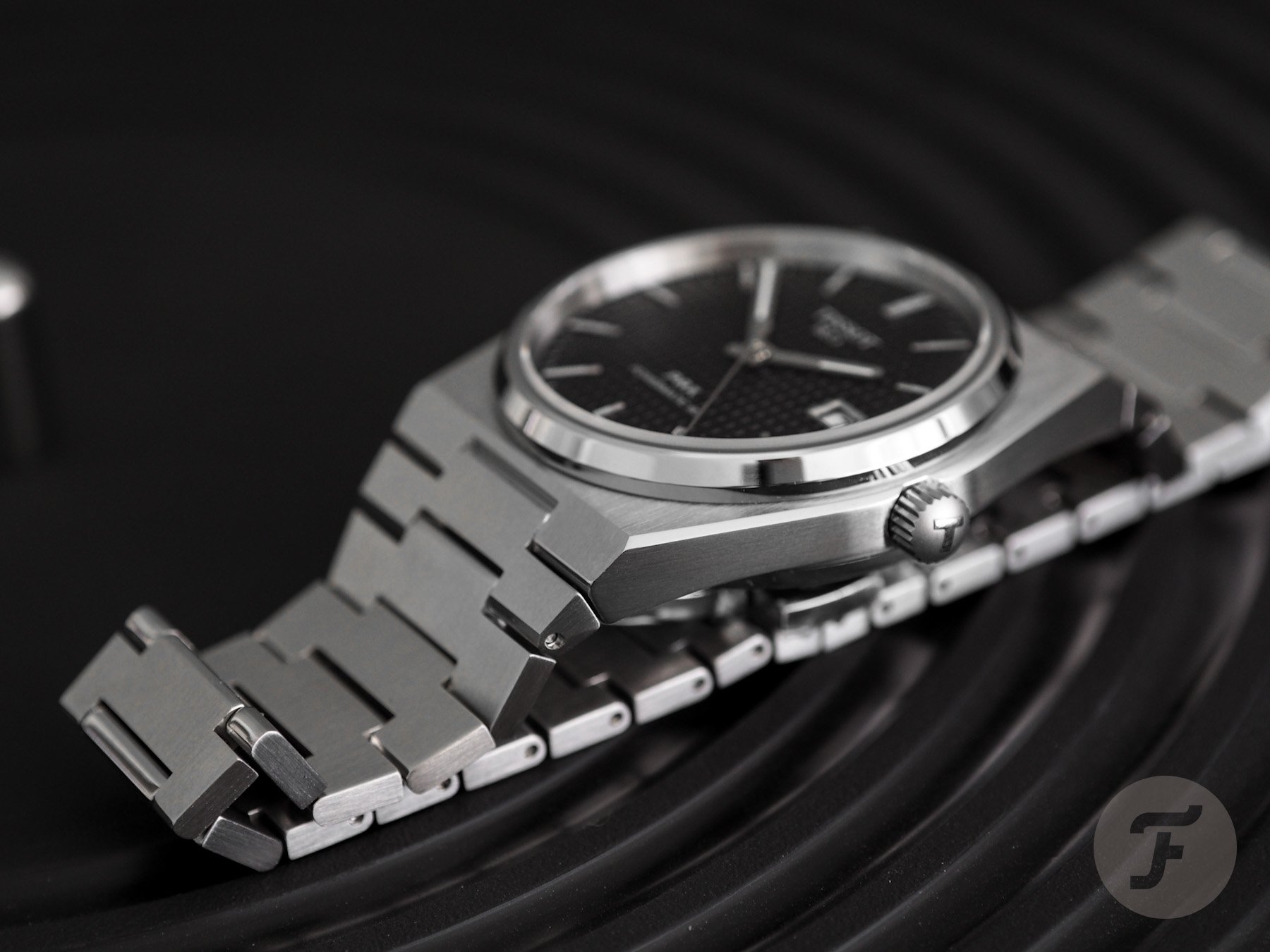 Tissot PRX T137.407.11.051.00 diagonal profile view
