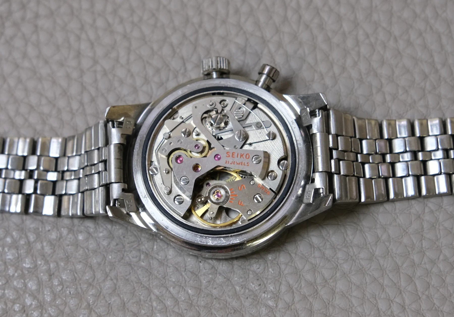 thumbnail image 2 of Seiko Hour Wheel 271905 – Genuine Movement Part For 7N00C Quartz 2 of 4
