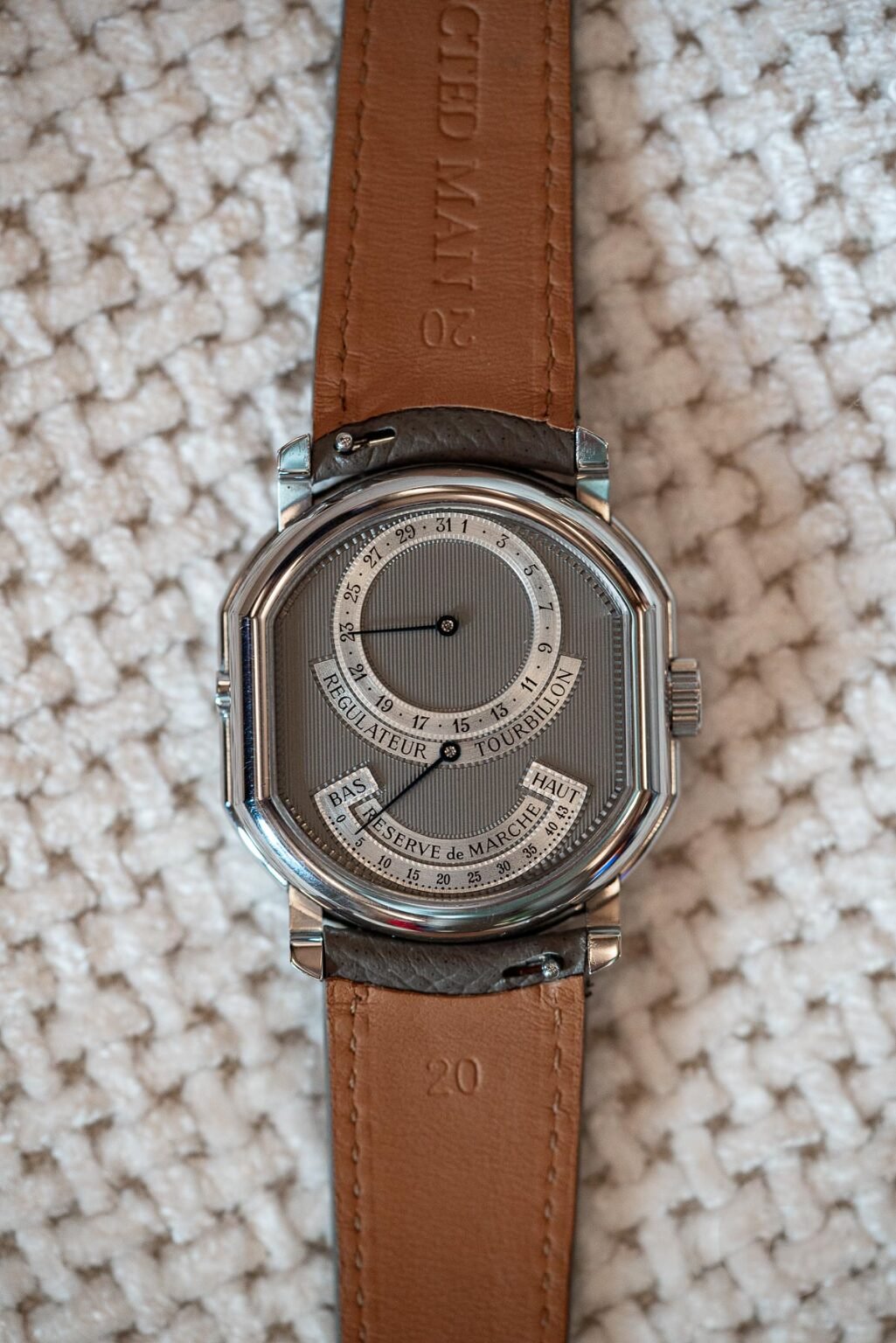 【F】 Meet The New Daniel Roth Tourbillon Souscription