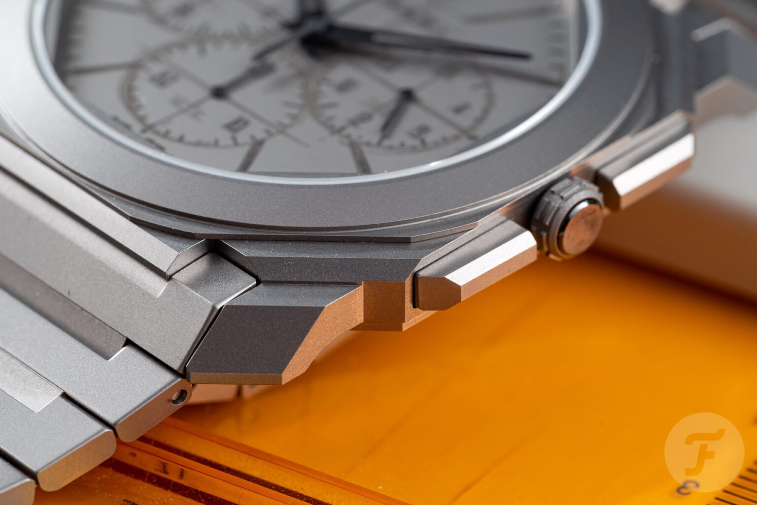 Titanium Watch Example 【F】 Watches That Look Best In Titanium