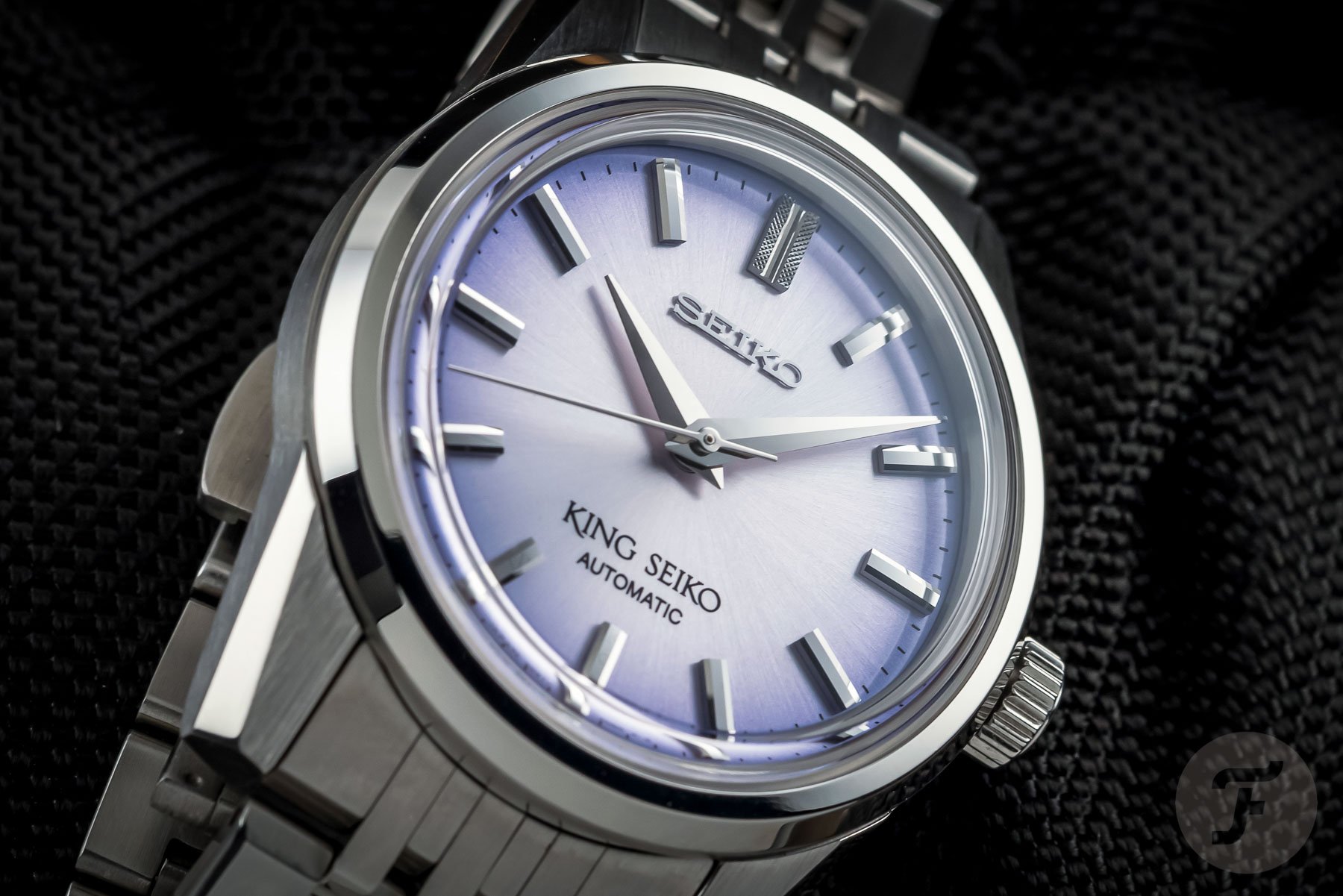 F】 Comparing The 37mm and 39mm King Seiko Models