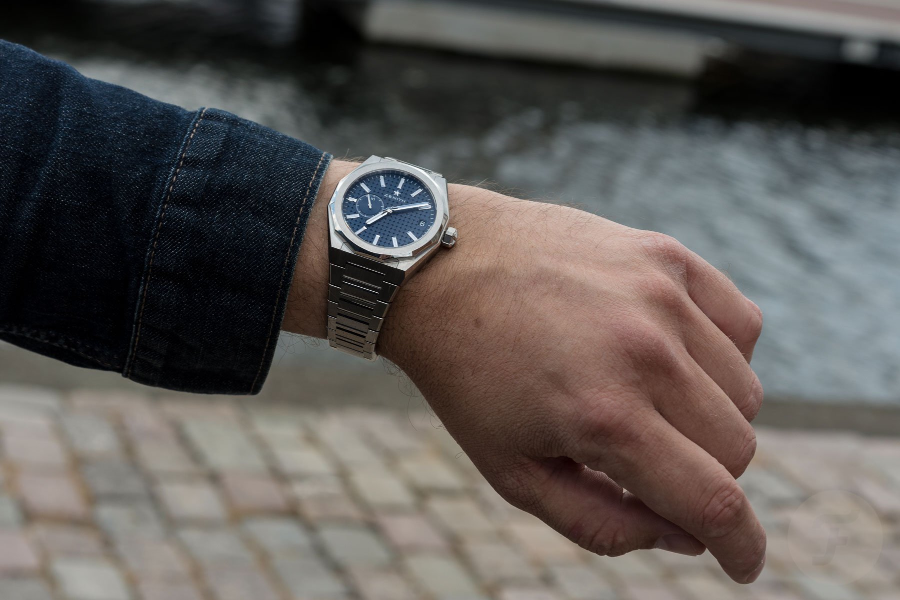 zenith defy skyline white