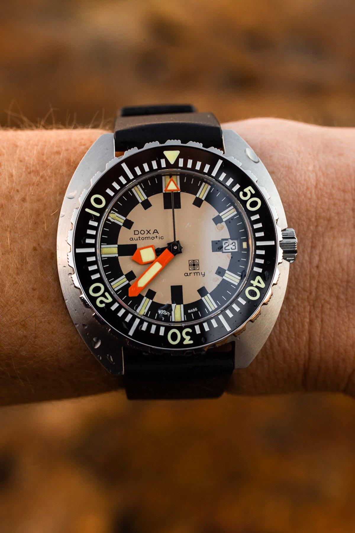 【F】 The Doxa Army A Brilliant Dive Watch With Great Heritage
