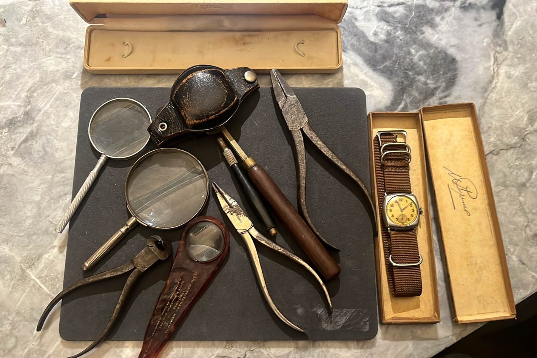 【F】 This World War II Rolex Fought With The Rats Of Tobruk