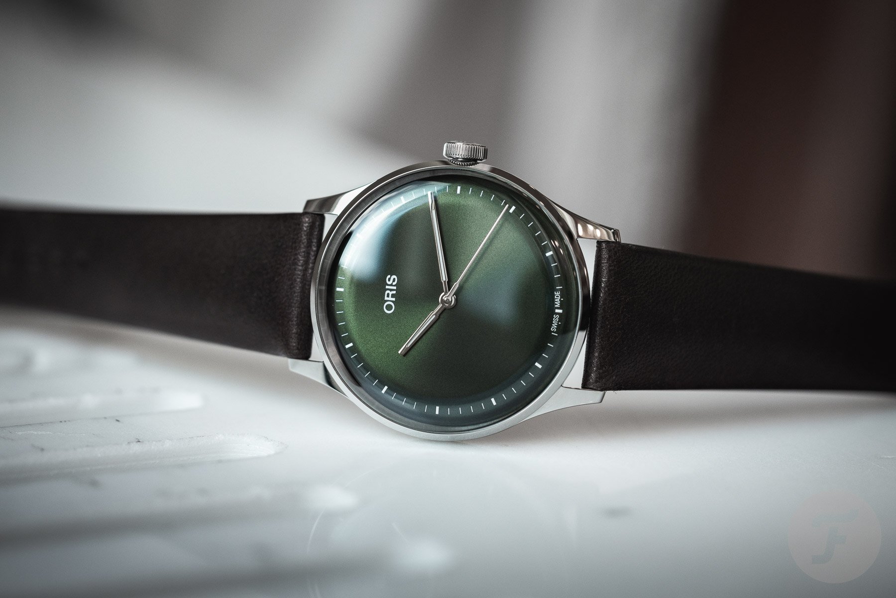 【F】 Hands-On: The New Oris Artelier S In Black And Green