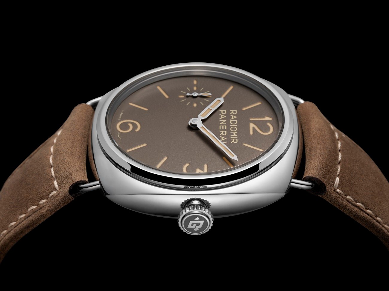 Introducing: The Refreshingly Simple Panerai Radiomir Officine PAM01385