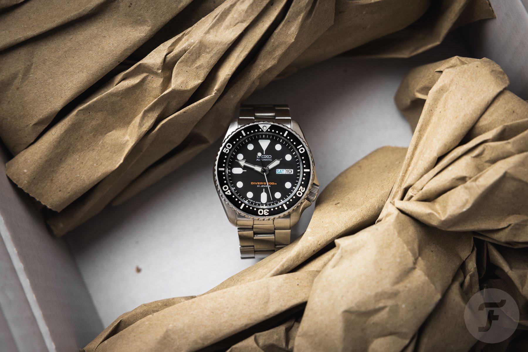 Finding My Old Seiko SKX007 ? Is This Classic Dive Watch Still Great In 2023"