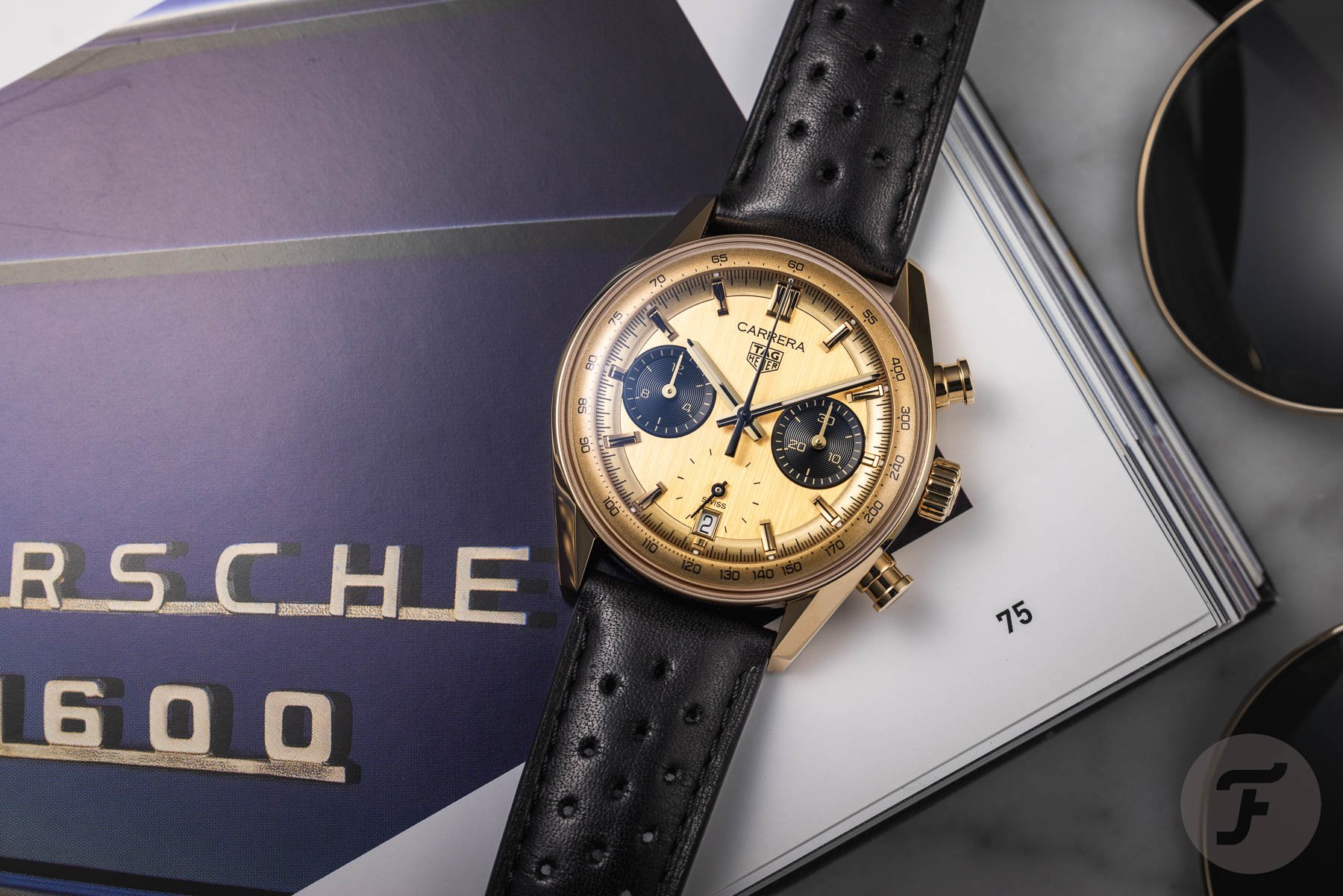 F】 Hands-On: TAG Heuer Carrera Chronograph In Gold F】 Hands-On: TAG Heuer Carrera Chronograph In Gold